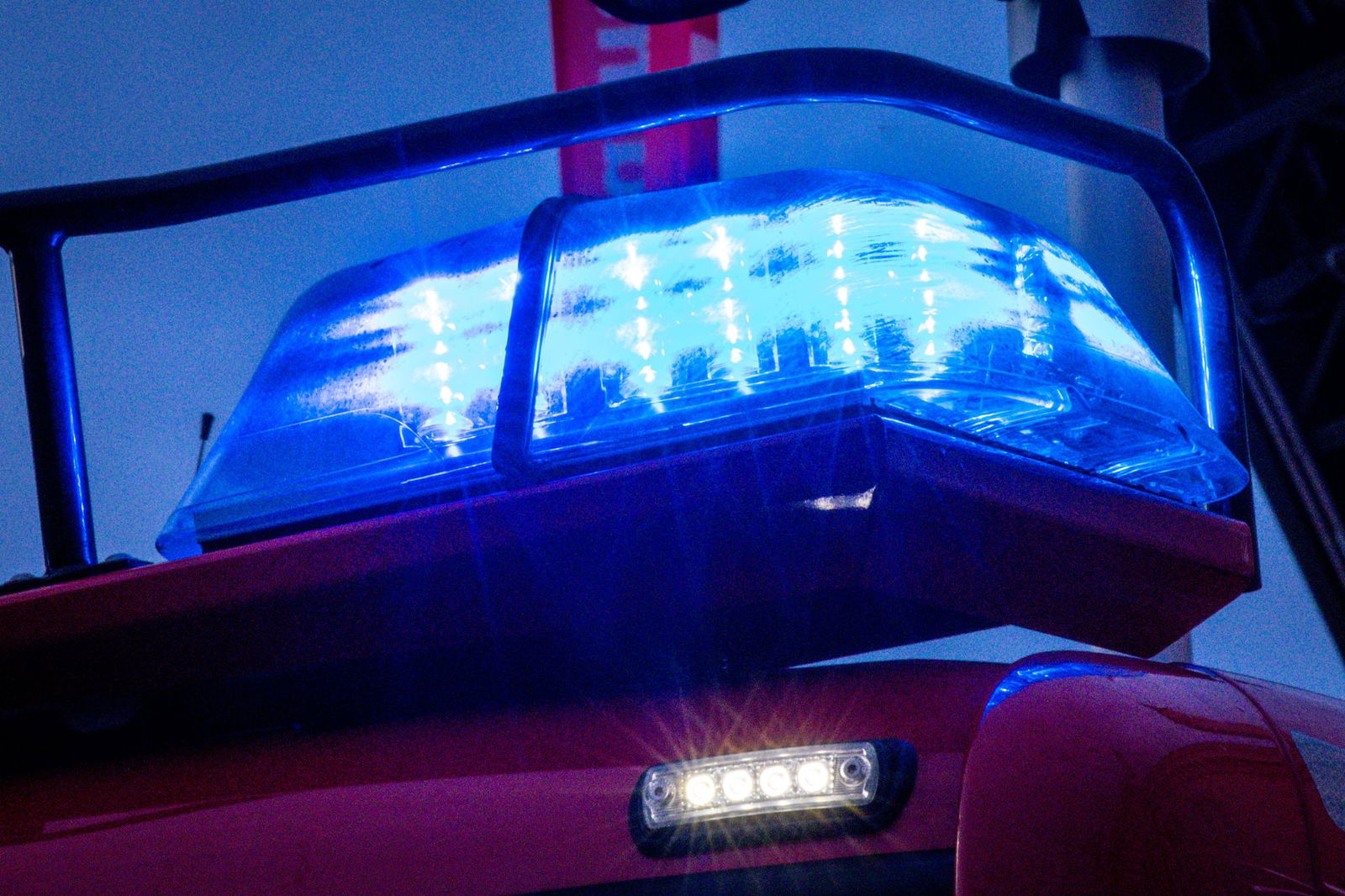 In Offenburg ist ein Mann bei einem Tiefgaragenbrand gestorben. (Symbolbild)