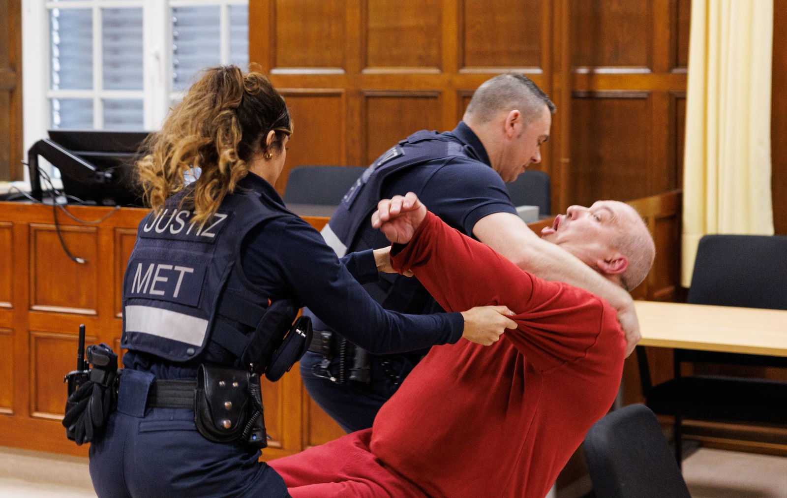 Im Ernstfall ist Schnelligkeit und Geschick angesagt, auch das wird in Übungen trainiert. 