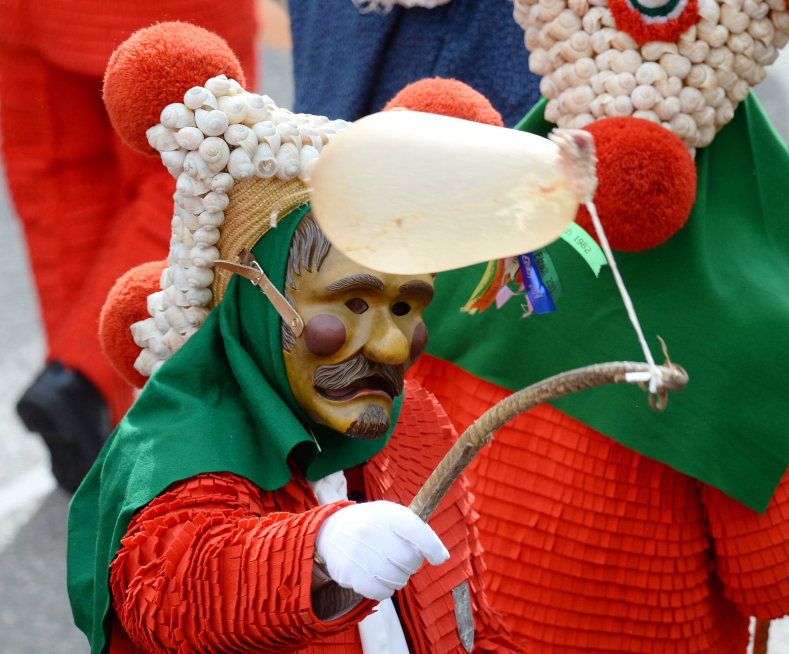Vor Schweinsblasen ist kein Zuschauer bei Umzügen sicher. (Archivbild)