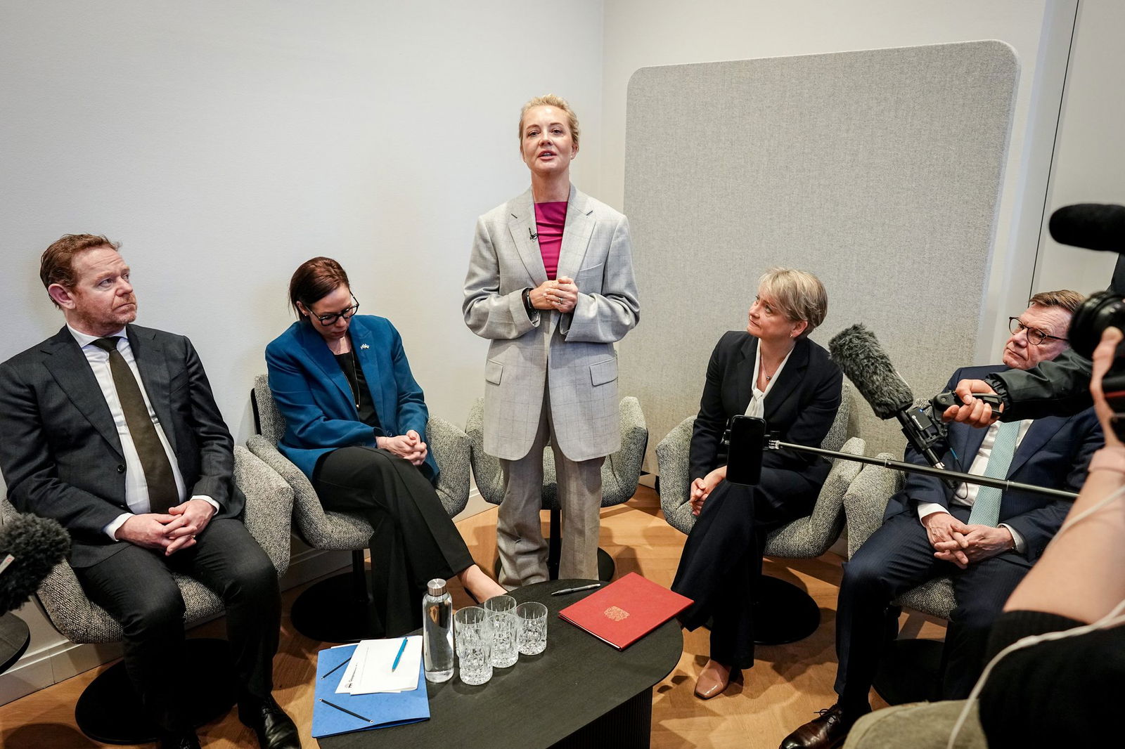 Nach Laboranalysen sehen die Außenminister von Deutschland, Großbritannien, Schweden und den Niederlanden es als erwiesen an, dass Kremlkritiker Alexej Nawalny vergiftet worden ist.