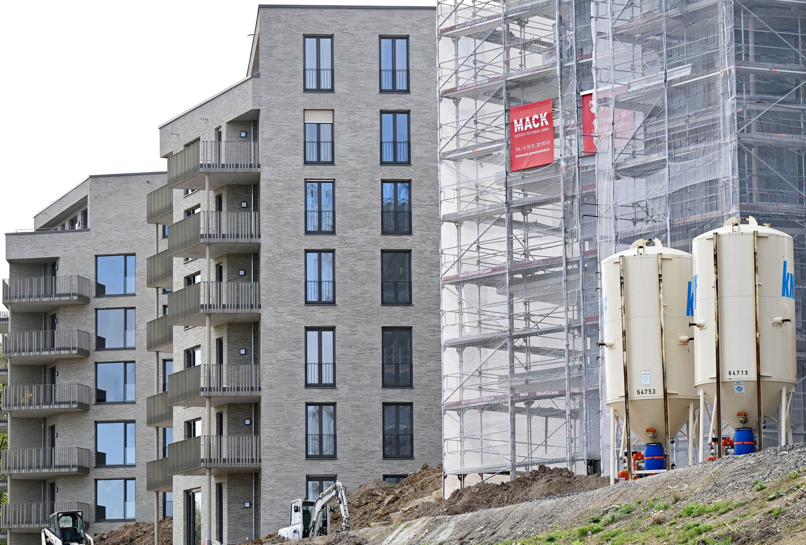 2025 sind in Baden-Württemberg knapp 12 Prozent mehr Baugenehmigungen erteilt worden als im Vorjahr. (Symbolbild)