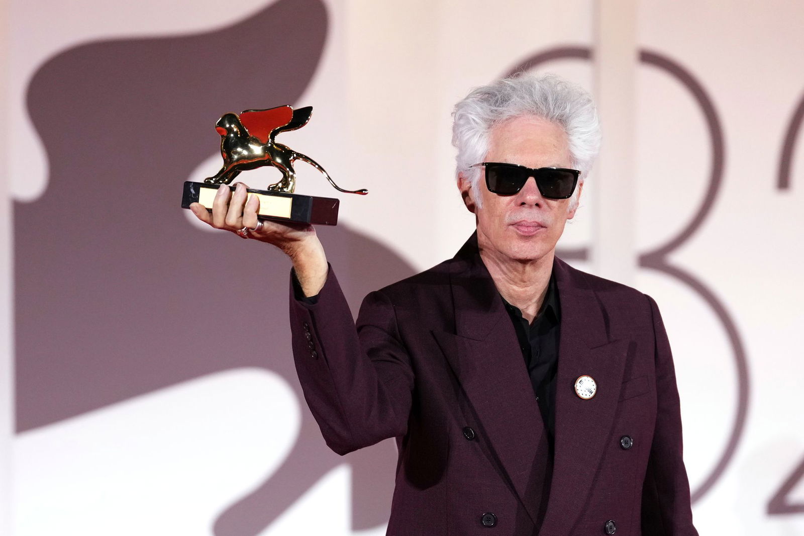 Jarmusch mit seinem Goldenen Bären. (Archivbild)