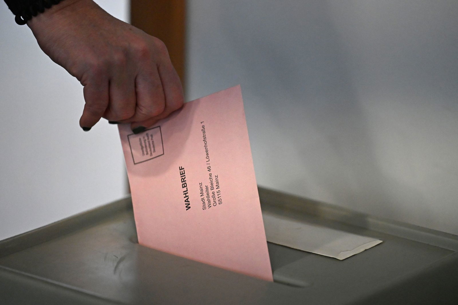 Die Briefwahl in Rheinland-Pfalz ist in einigen Kommunen bereits angelaufen. 