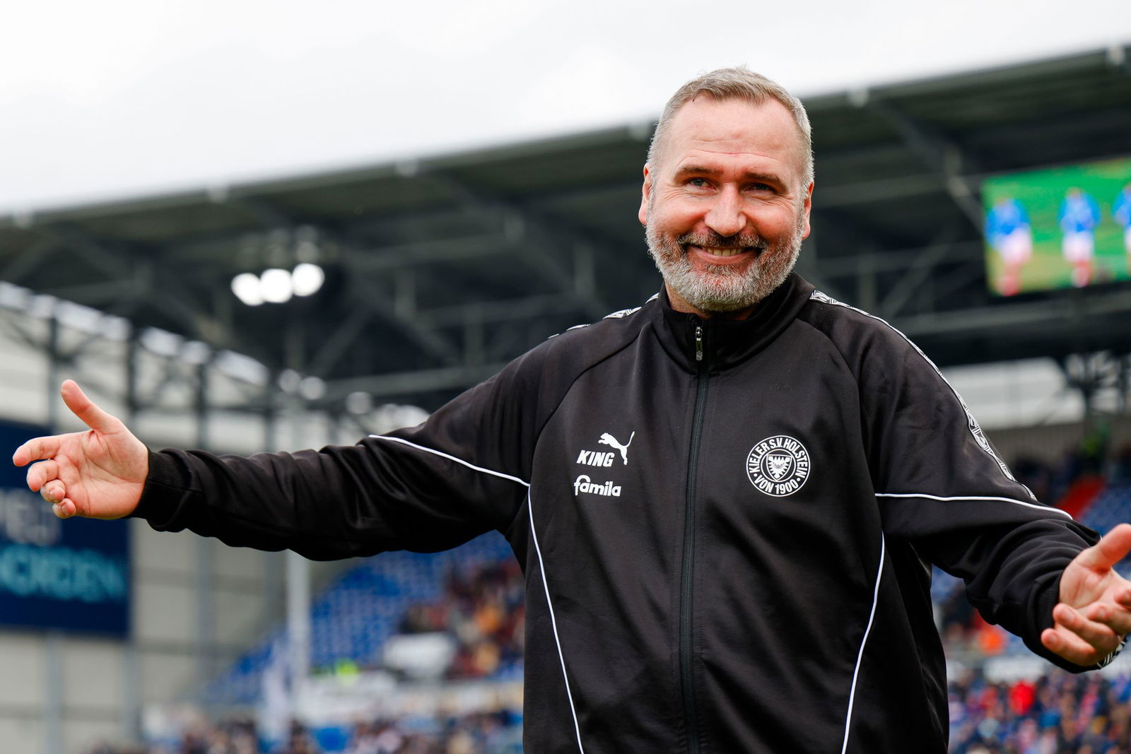 Trainer Tim Walter ist zurück bei Holstein Kiel.