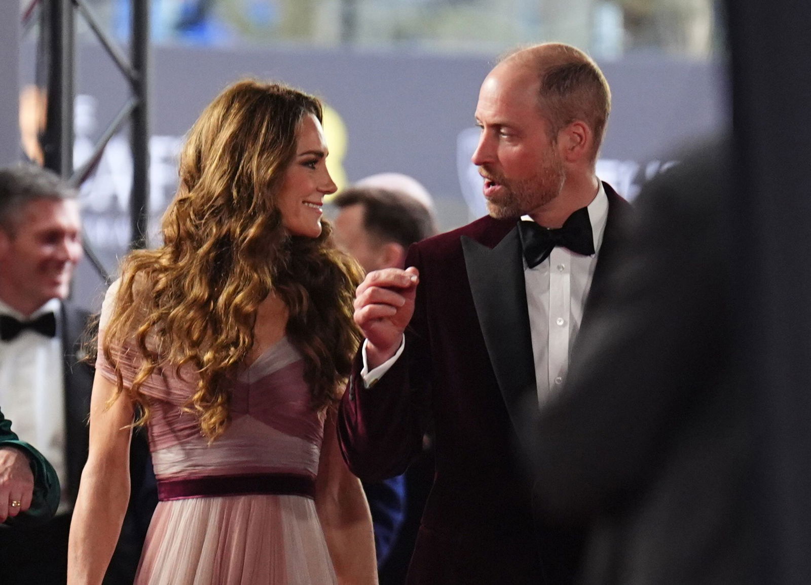 Kate und William zeigten sich ebenso bei der Verleihung.