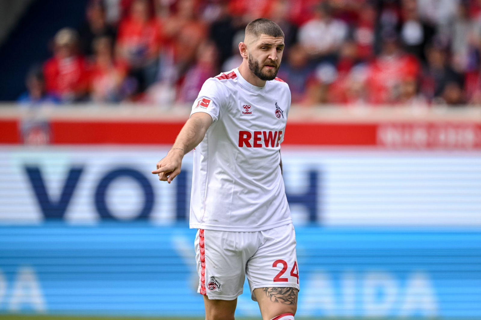 Jeff Chabot spielte vor seinem Wechsel nach Stuttgart für den 1. FC Köln. (Archivbild).