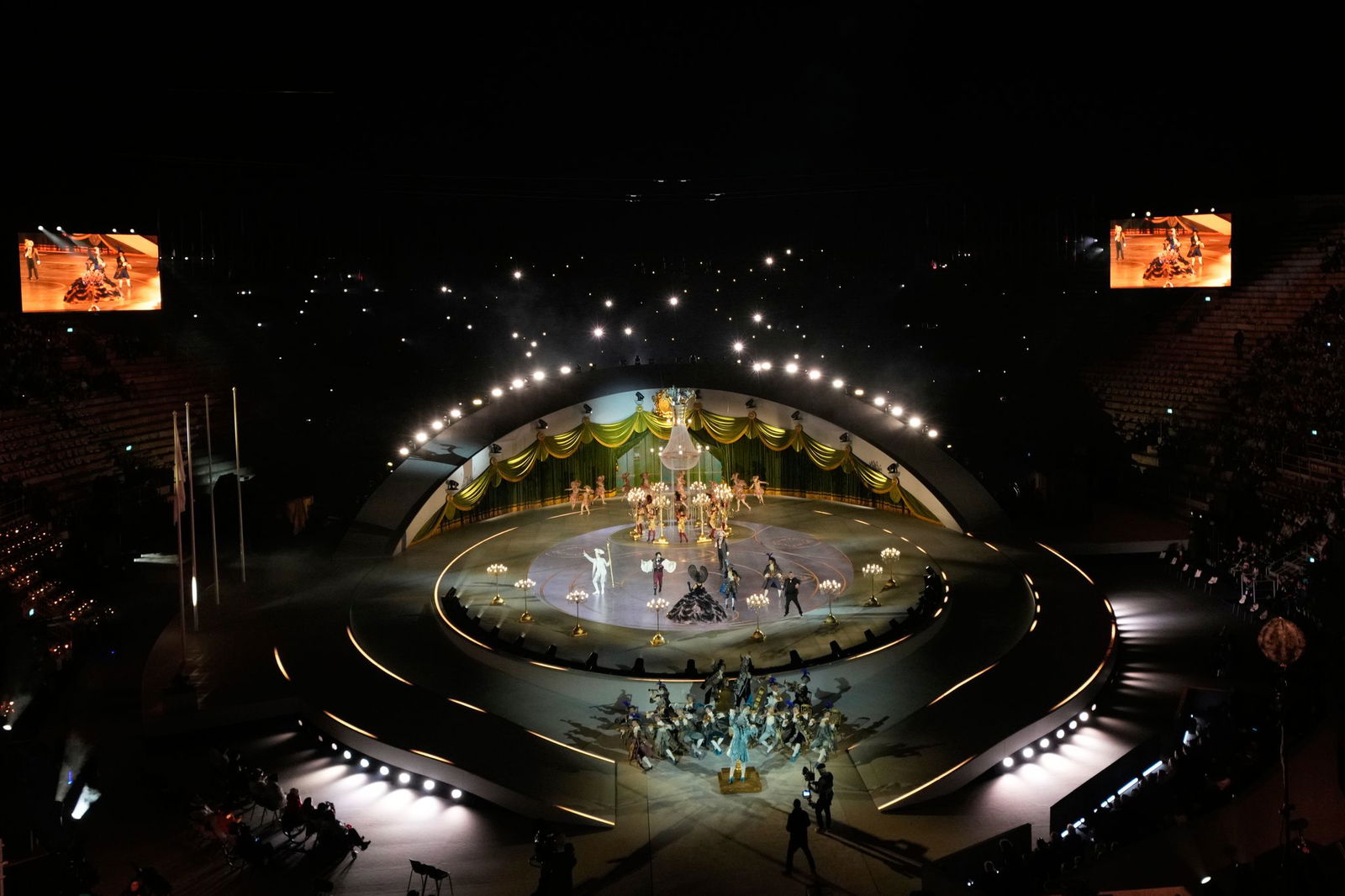 Die Abschlussfeier der Olympischen Winterspiele in der Arena von Verona.