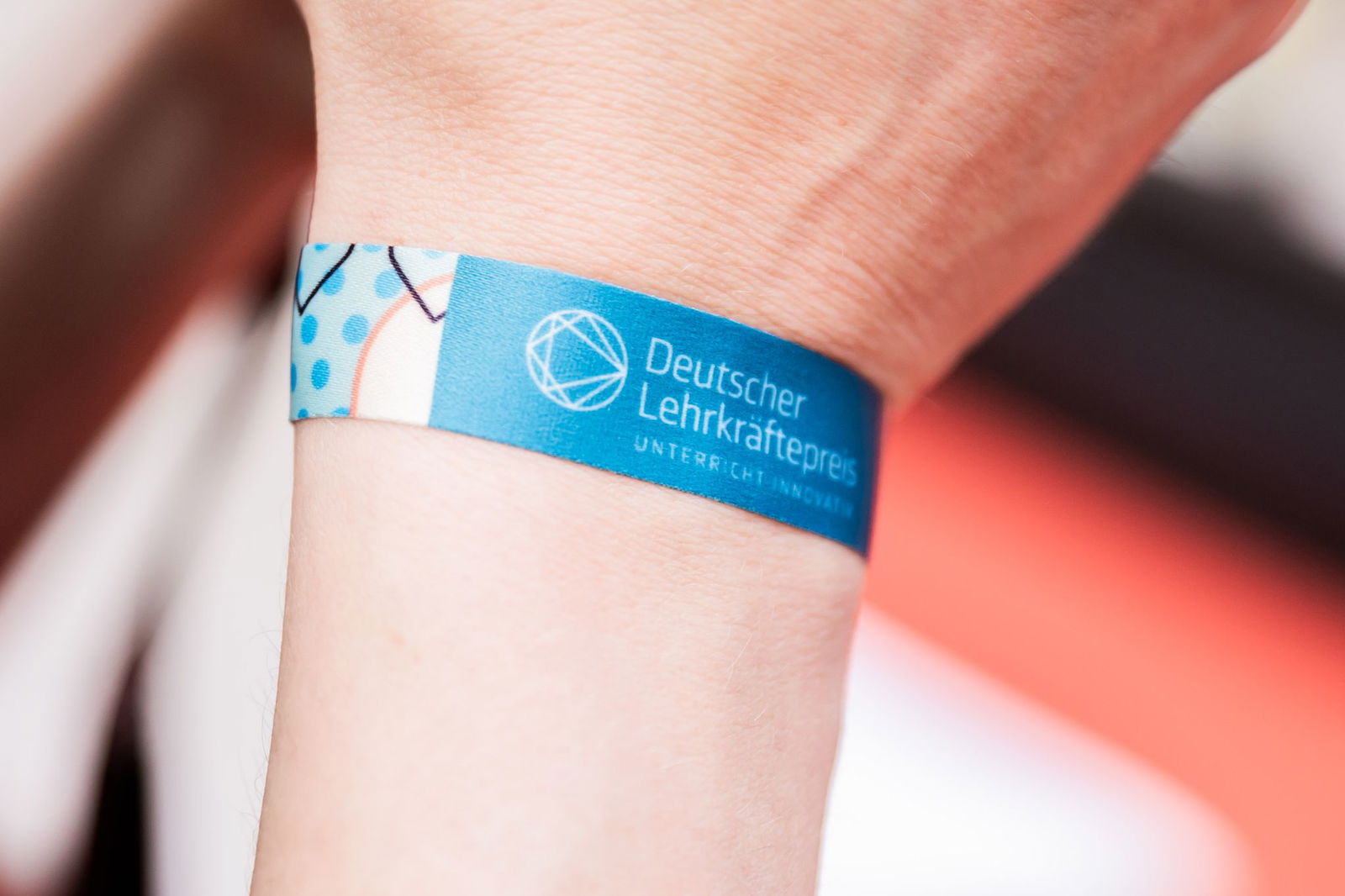 Der Deutsche Lehrkräftepreis wird regelmäßig an Schulleitungen und Lehrkräfte verliehen. (Archivbild) 