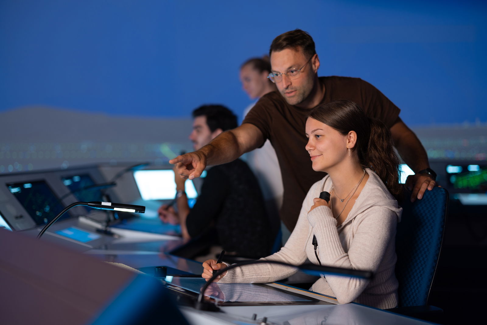 DFS_Menschen im Kontrollzentrum