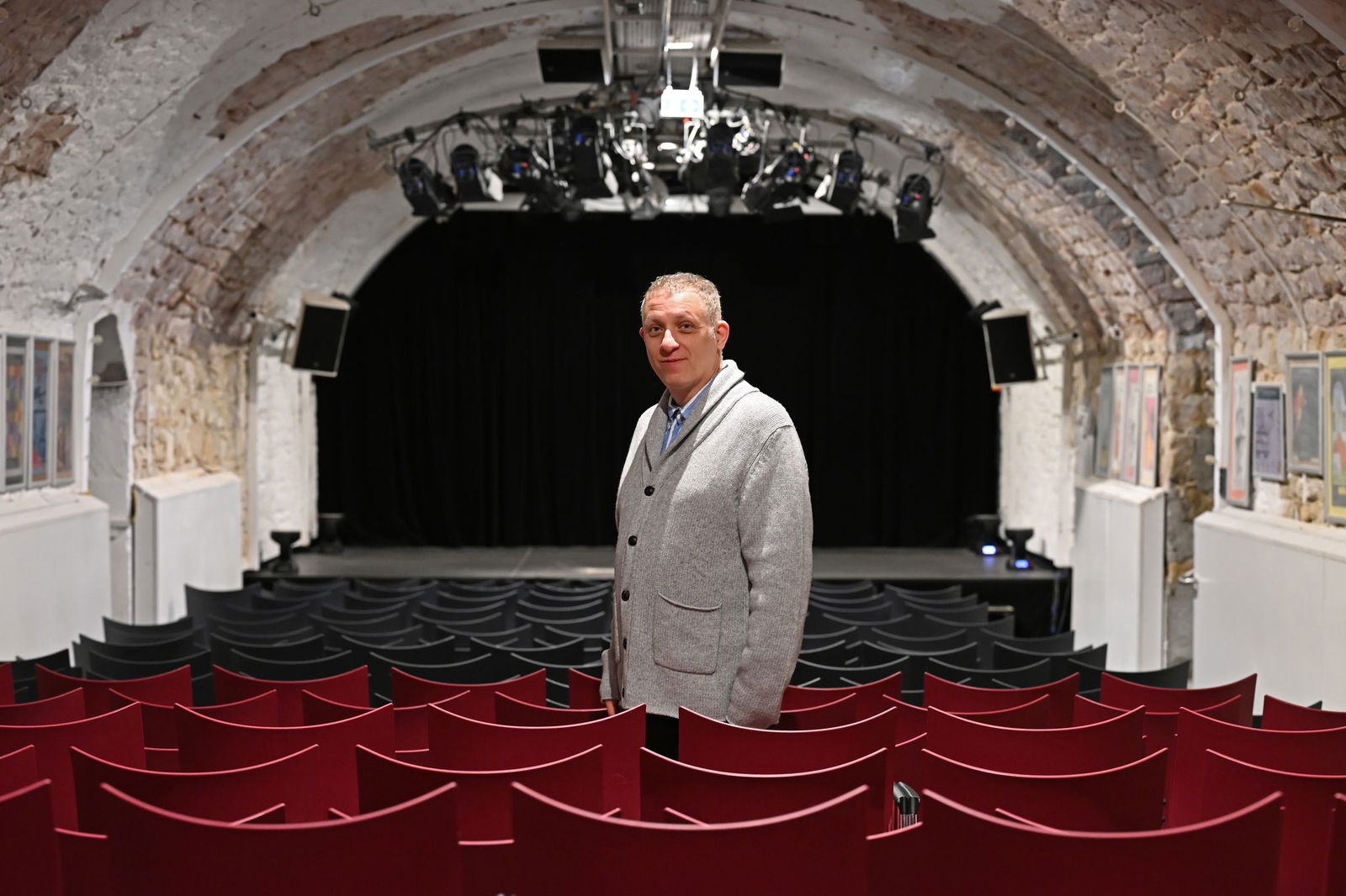 Geschäftsführer Caso ist gelernter Koch und so etwas wie das Mädchen für alles im Unterhaus. (Archivfoto)