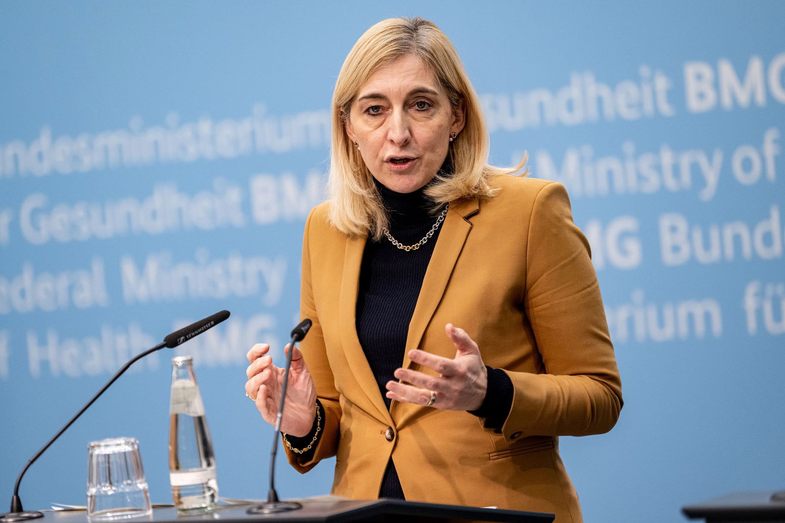 Hausarztpraxen sollen nach Plänen von Ministerin Warken eine wichtigere Rolle bekommen. (Archivbild)