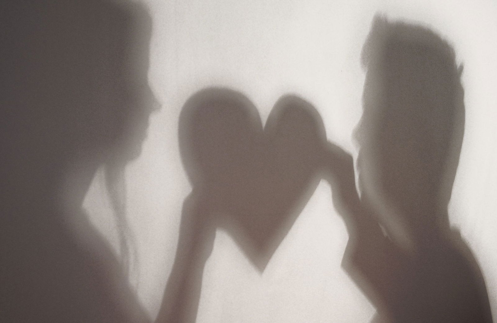 Auch wenn die Aktion des Teenagers zum Schmunzeln anregt: Der ungewöhnliche Liebesbeweis war kriminell. (Symbolbild)