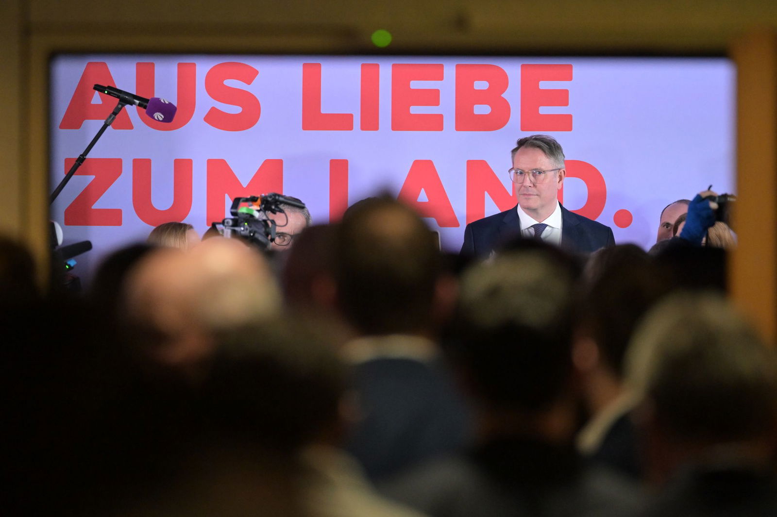 Die Rheinland-Pfälzer und Rheinland-Pfälzerinnen haben Alexander Schweitzer als Ministerpräsidenten abgewählt.