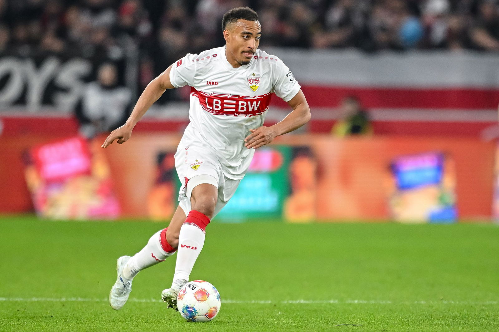 Nationalspieler Jamie Leweling ist angeschlagen. (Archivbild) 