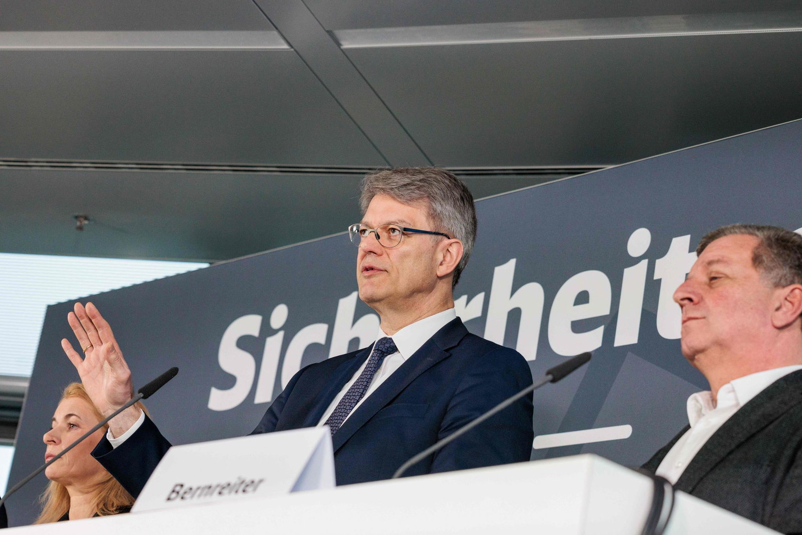 Bei einem Sicherheitsgipfel kurz nach der Tat wurden erste Sicherheitsmaßnahmen vereinbart. (Archivbild)