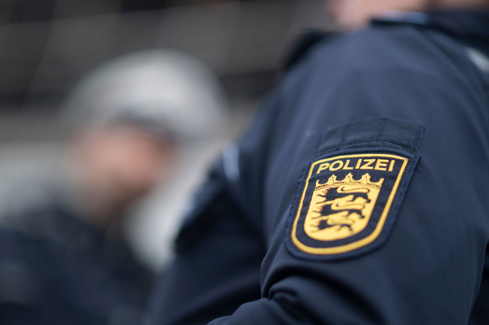 Mehrere Polizeistreifen waren im Einsatz. (Symbolbild)