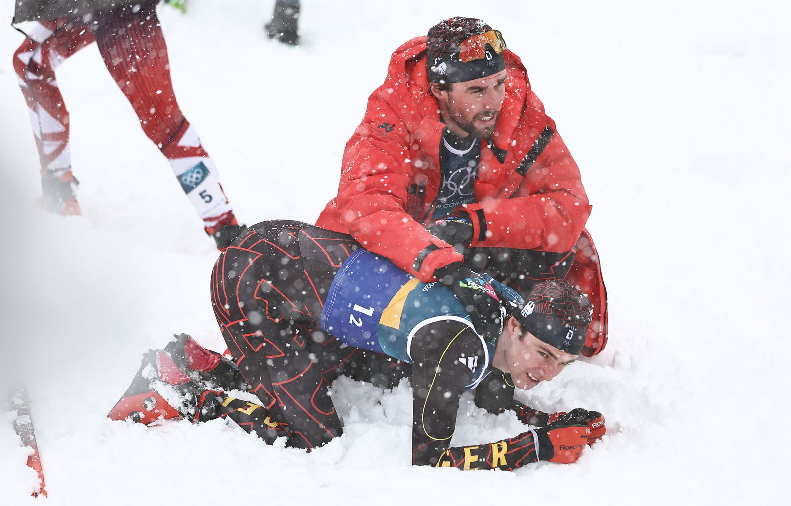 Nach dem Olympia-Teamsprint 2026 war Johannes Rydzek als Tröster gefragt. (Archivbild)