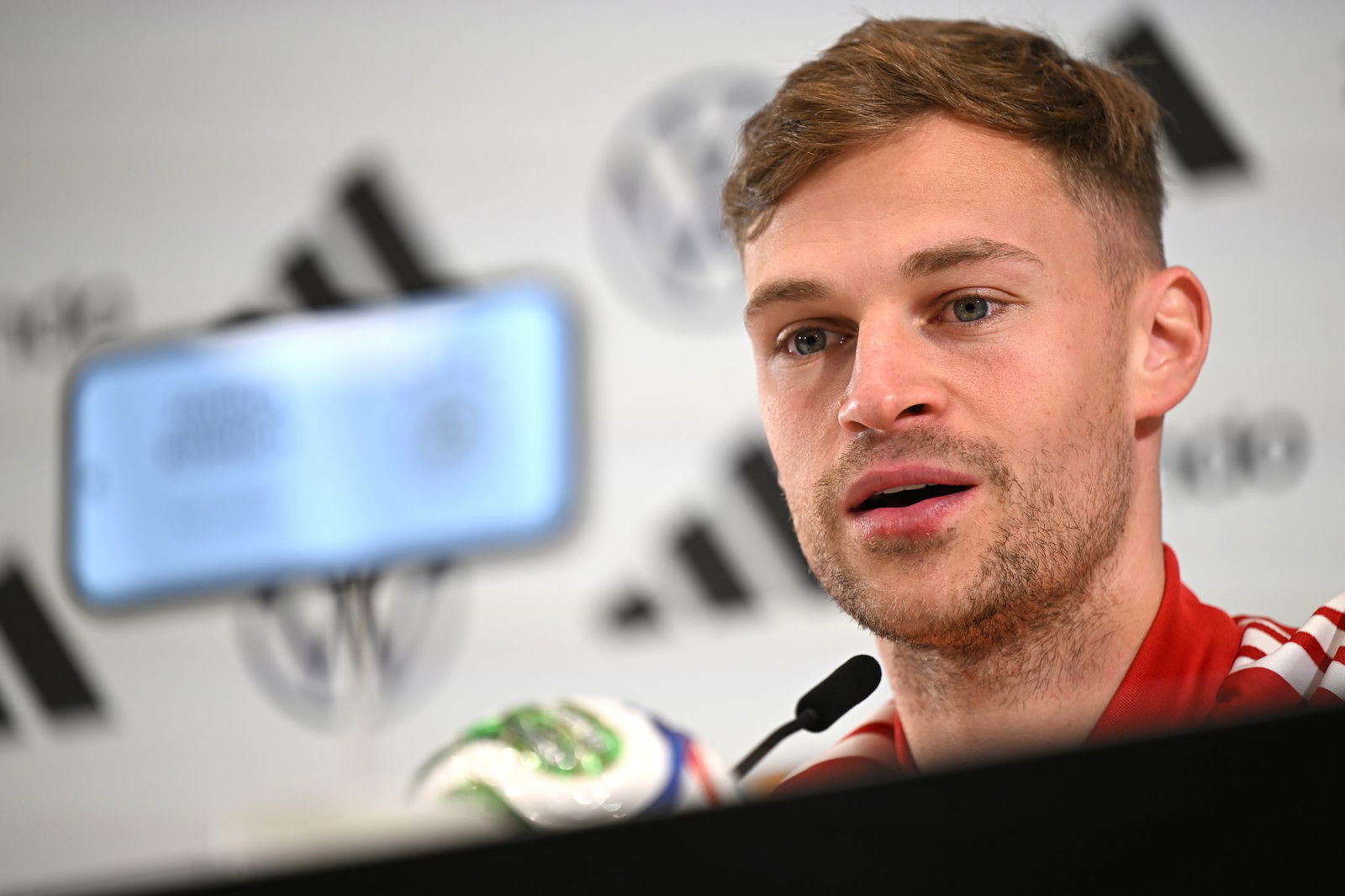 Joshua Kimmich geht als Kapitän auch verbal voran. 