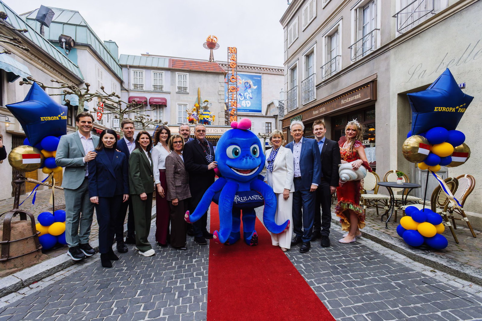 Auch die Familie Mack ist bei der Saisonstart-Konferenz dabei.