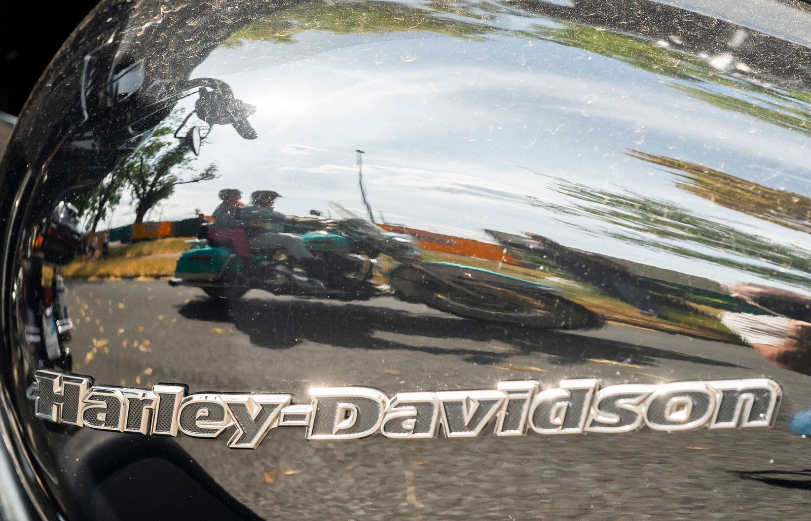 Viele Harley-Davidson-Biker putzen ihre Maschine sorgfältig. (Archivbild)