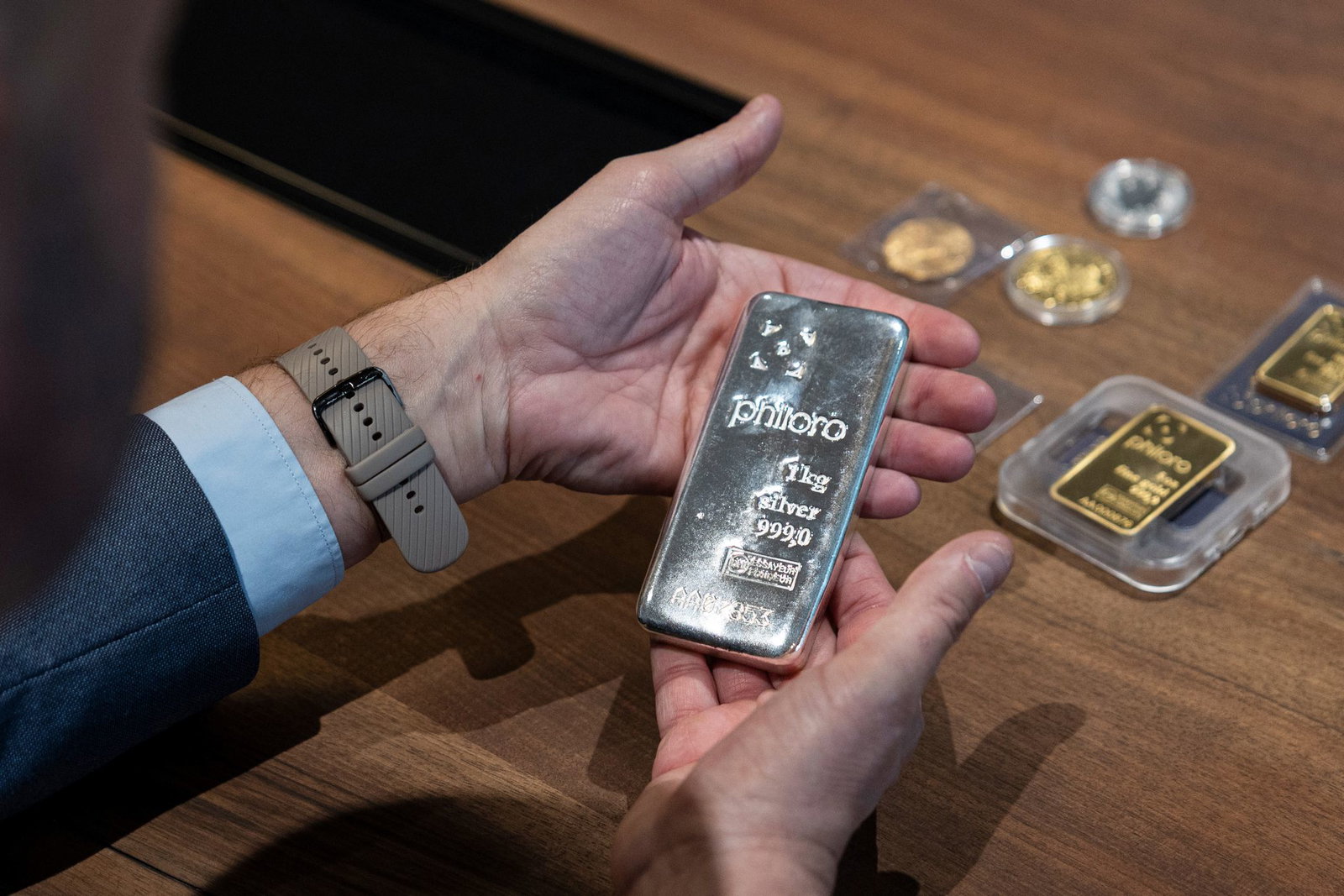 Edelmetalle gelten unter Anlegern als mögliche Absicherung gegen wirtschaftliche und politische Unsicherheiten. (Archivbild)