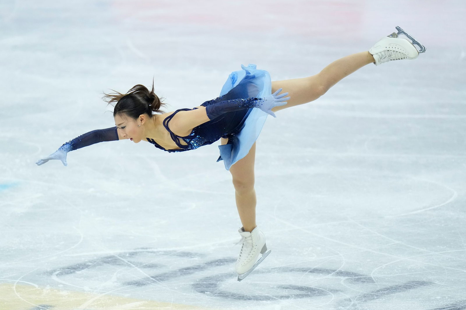 Kaori Sakamoto aus Japan steht vor ihrem vierten WM-Titel.