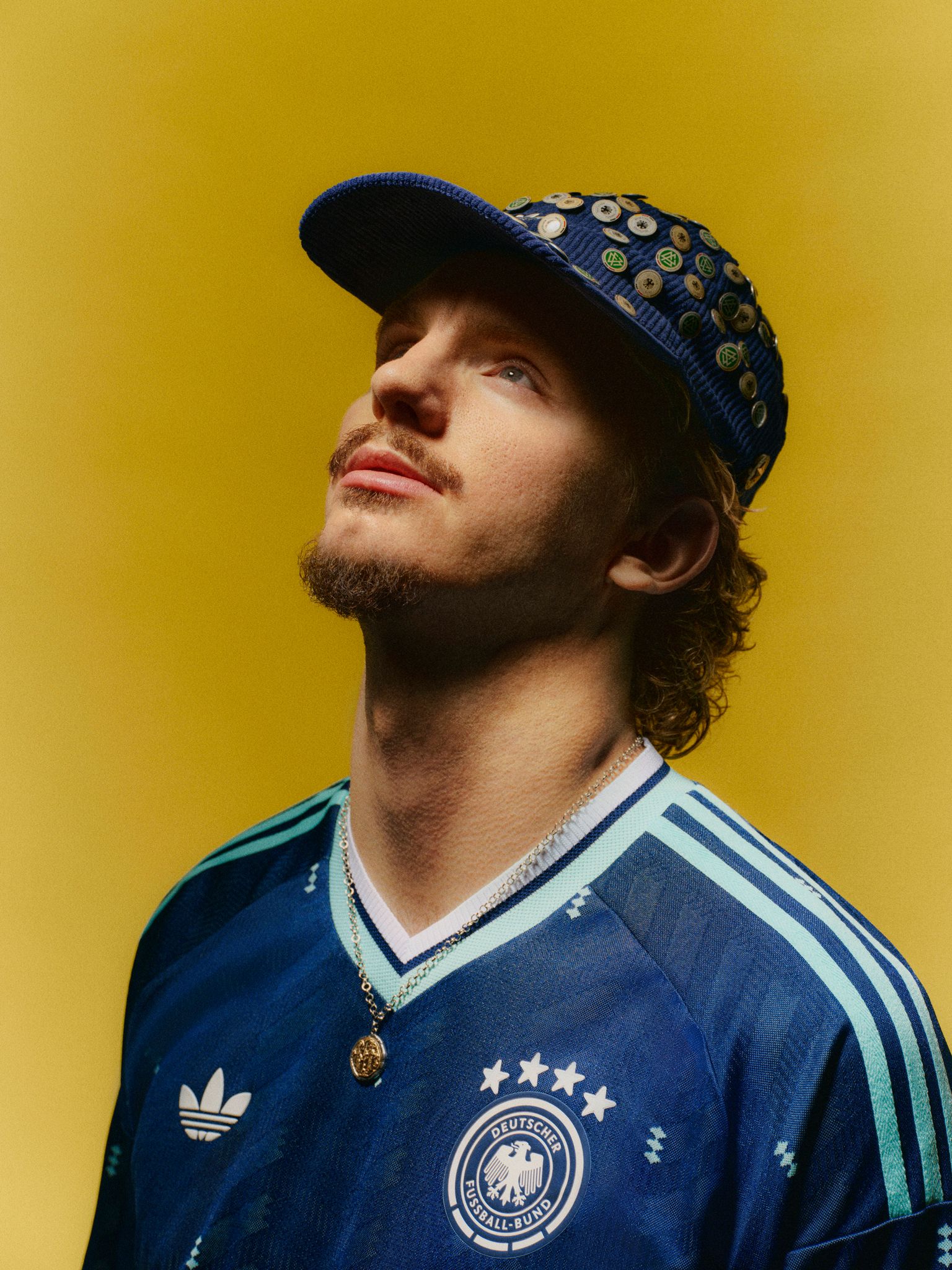 Mit neuer DFB-Mode: Nick Woltemade.