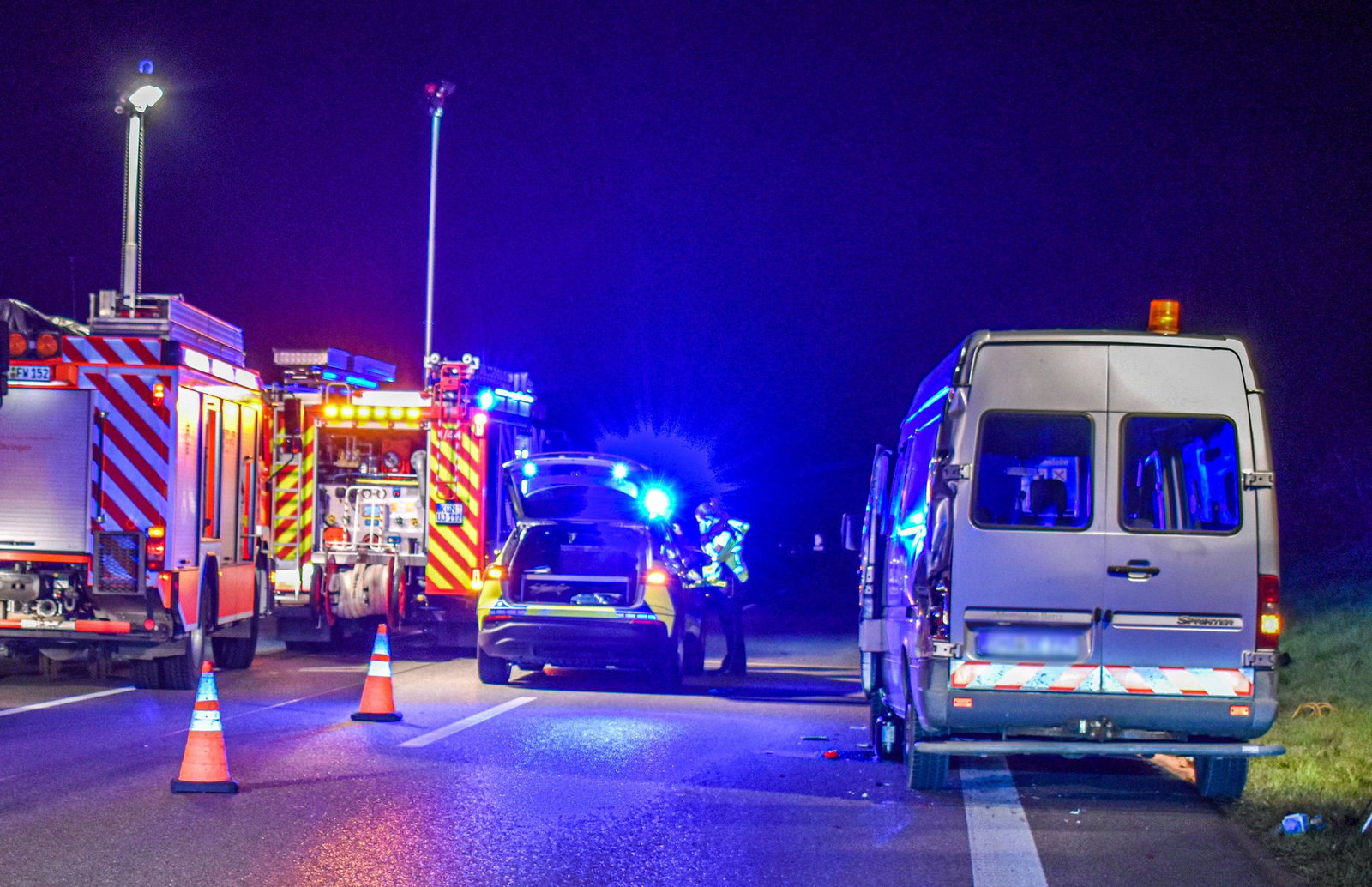 Ein Mann hat auf der A6 Sprit nachfüllen wollen und ist ums Leben gekommen. 