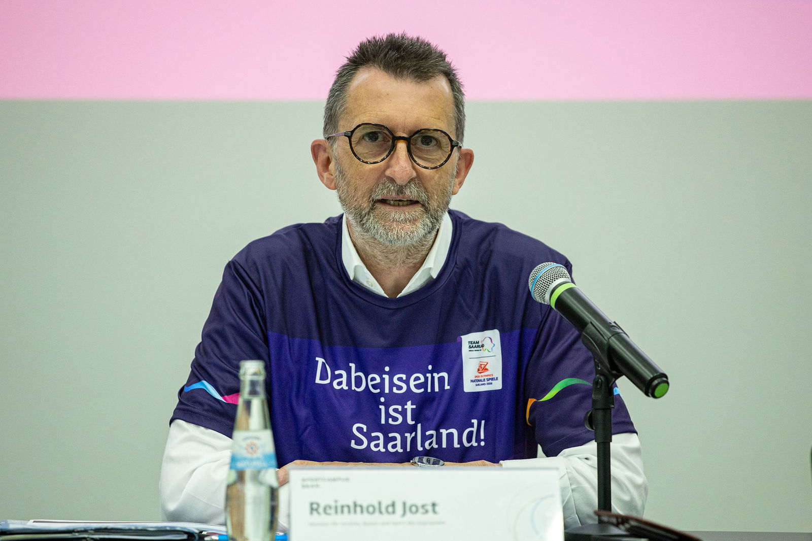 «Dabeisein ist Saarland» lautet auch für Innen- und Sportminister Reinhold Jost (SPD) das Motto - nicht nur bei den Special Olympics vom 15. bis 20. Juni. (Archivbild)