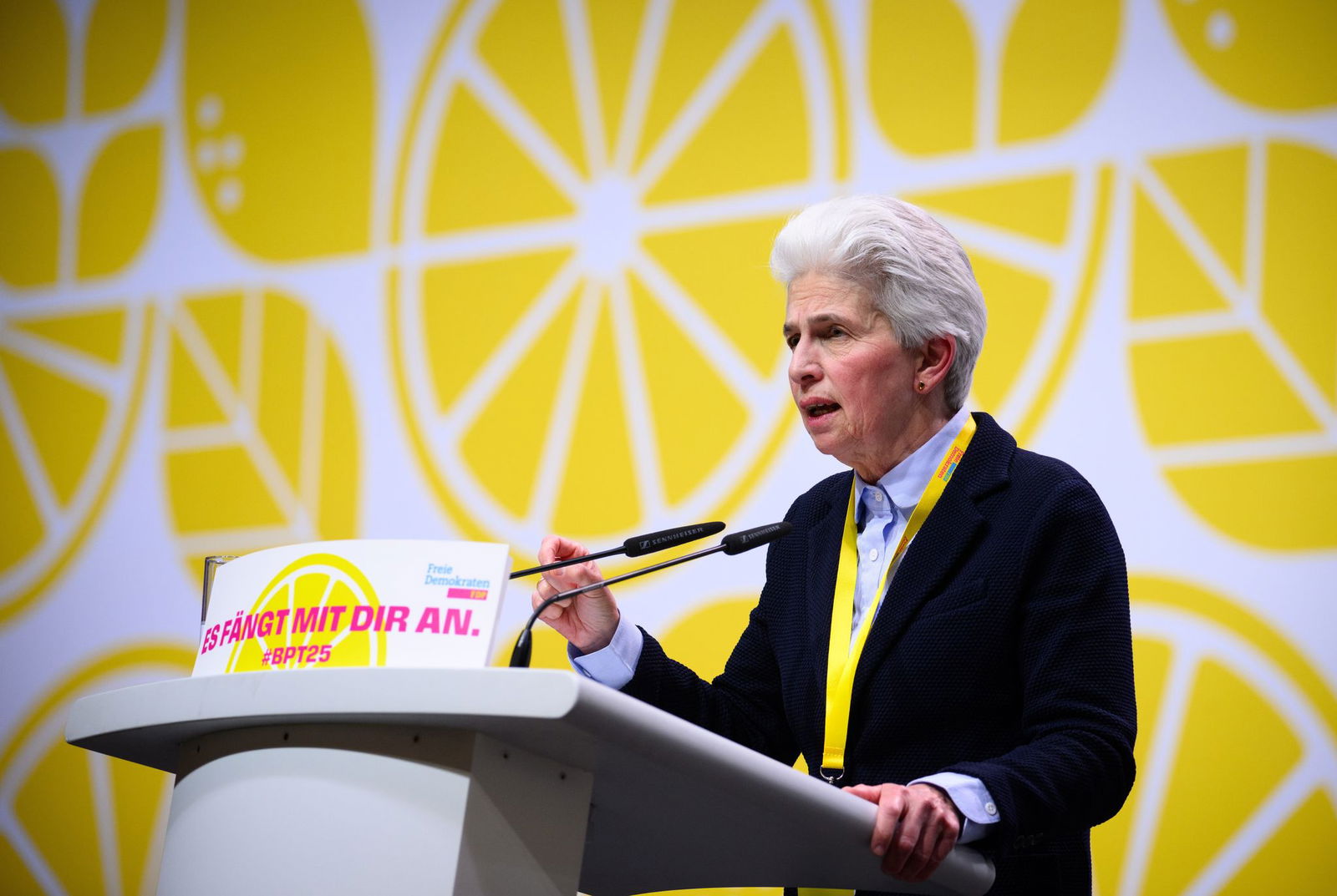 Strack-Zimmermann hält ihre Ambitionen in der FDP bedeckt. (Archivbild)