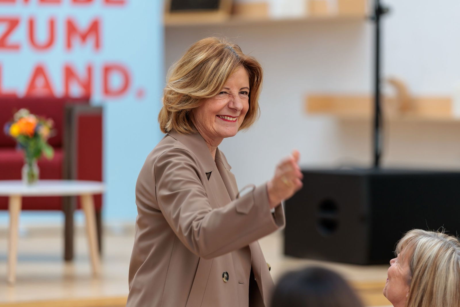 Malu Dreyer bringt am Internationalen Frauentag ihre Leidenschaft für Gleichberechtigung und Demokratie zum Ausdruck.