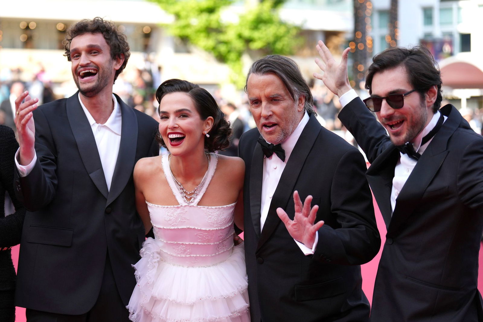 Der Film feierte Premiere bei den Filmfestspielen in Cannes. 