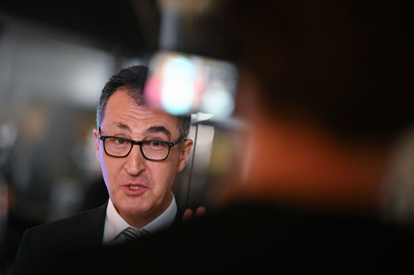 Özdemir setzte sich in seinem Wahlkreis deutlich gegen den Kandidaten der CDU durch.