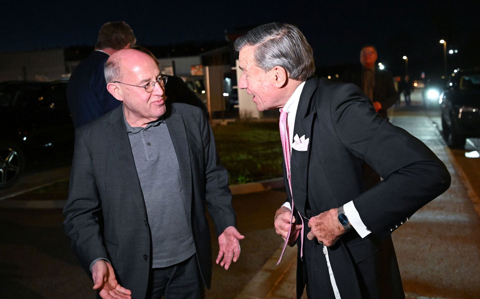 Wolfgang Grupp Senior ist einer Einladung von Gregor Gysi (Linke) nach Tübingen gefolgt.