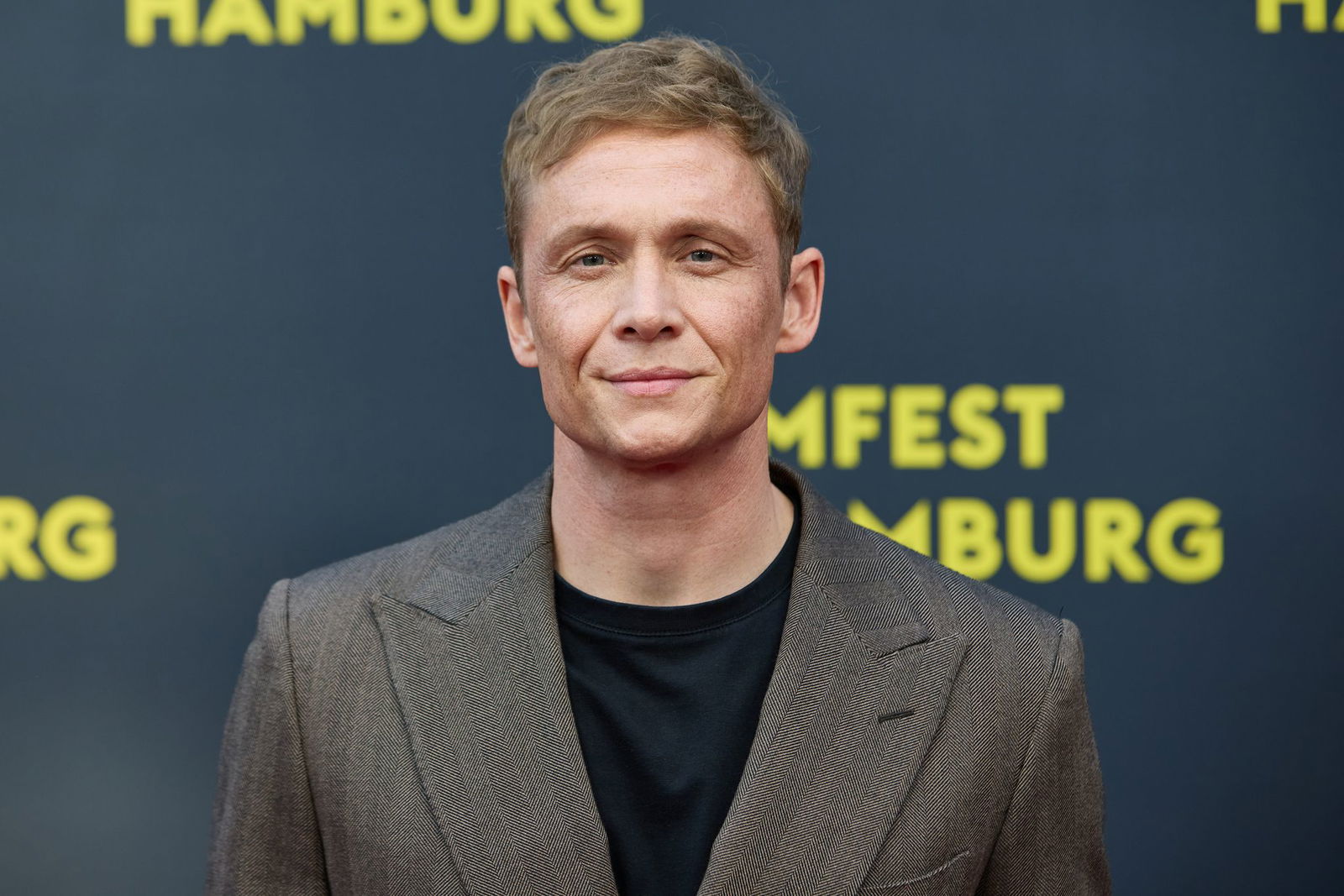 «Ich habe auf meinem Telefon keine Apps mehr, die mich ablenken», sagt Schauspieler Matthias Schweighöfer. (Archivbild)