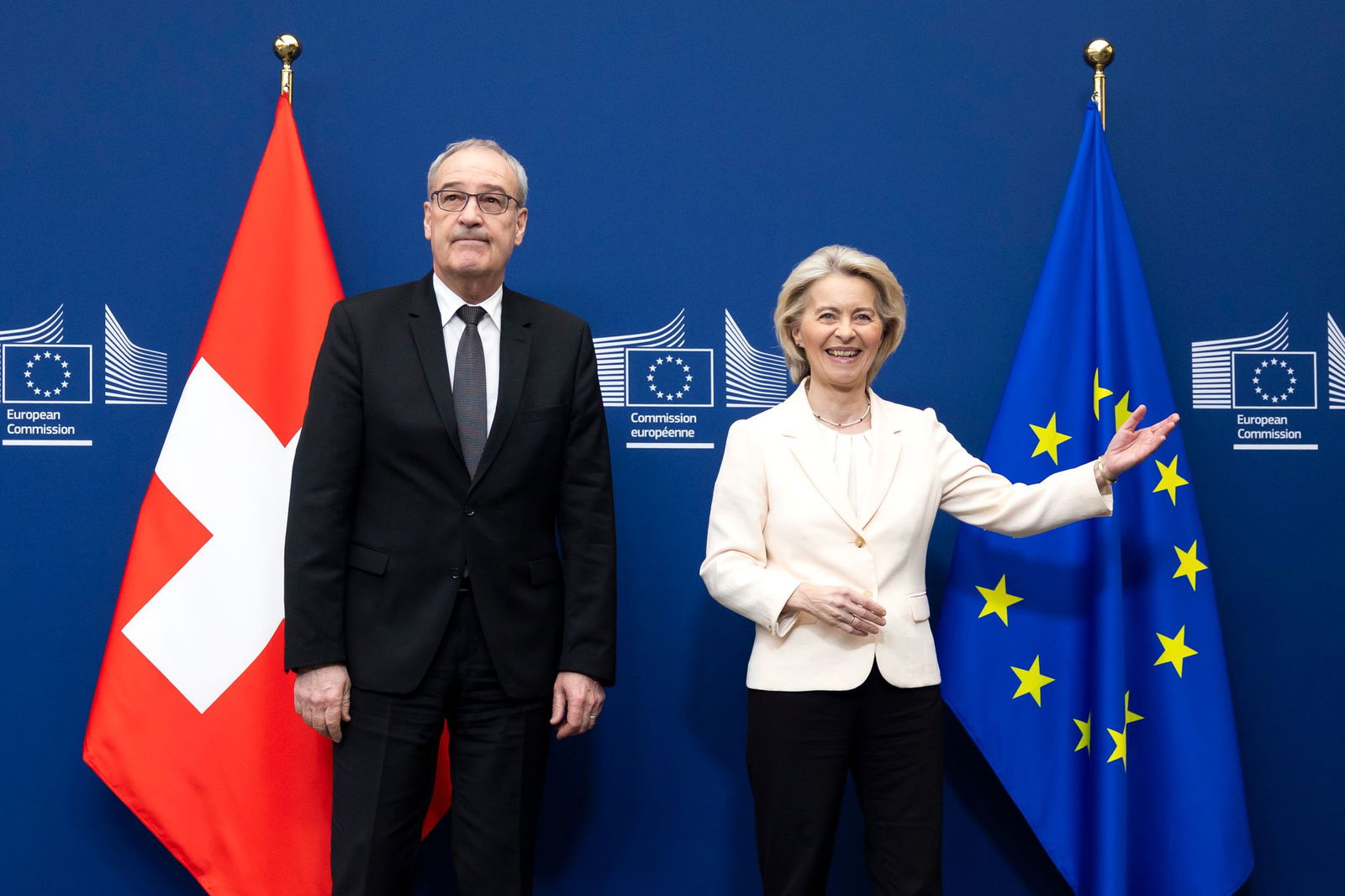 Unterzeichneten die Abkommen in Brüssel: EU-Kommissionspräsidentin Ursula von der Leyen und Guy Parmelin, Bundespräsident der Schweiz.