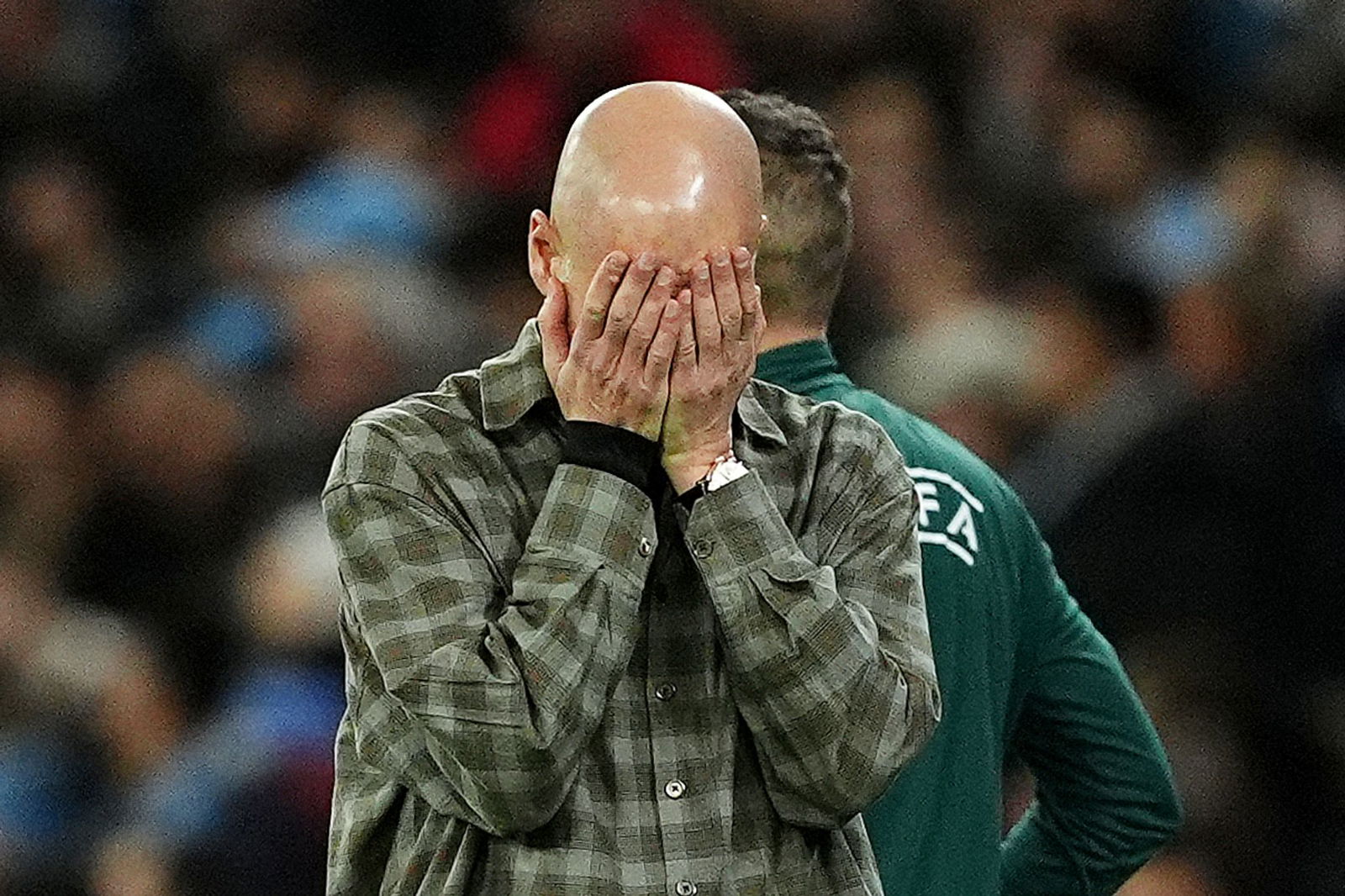 Manchester Citys Trainer Pep Guardiola war nach dem Aus in der Champions League gegen Real Madrid enttäuscht.