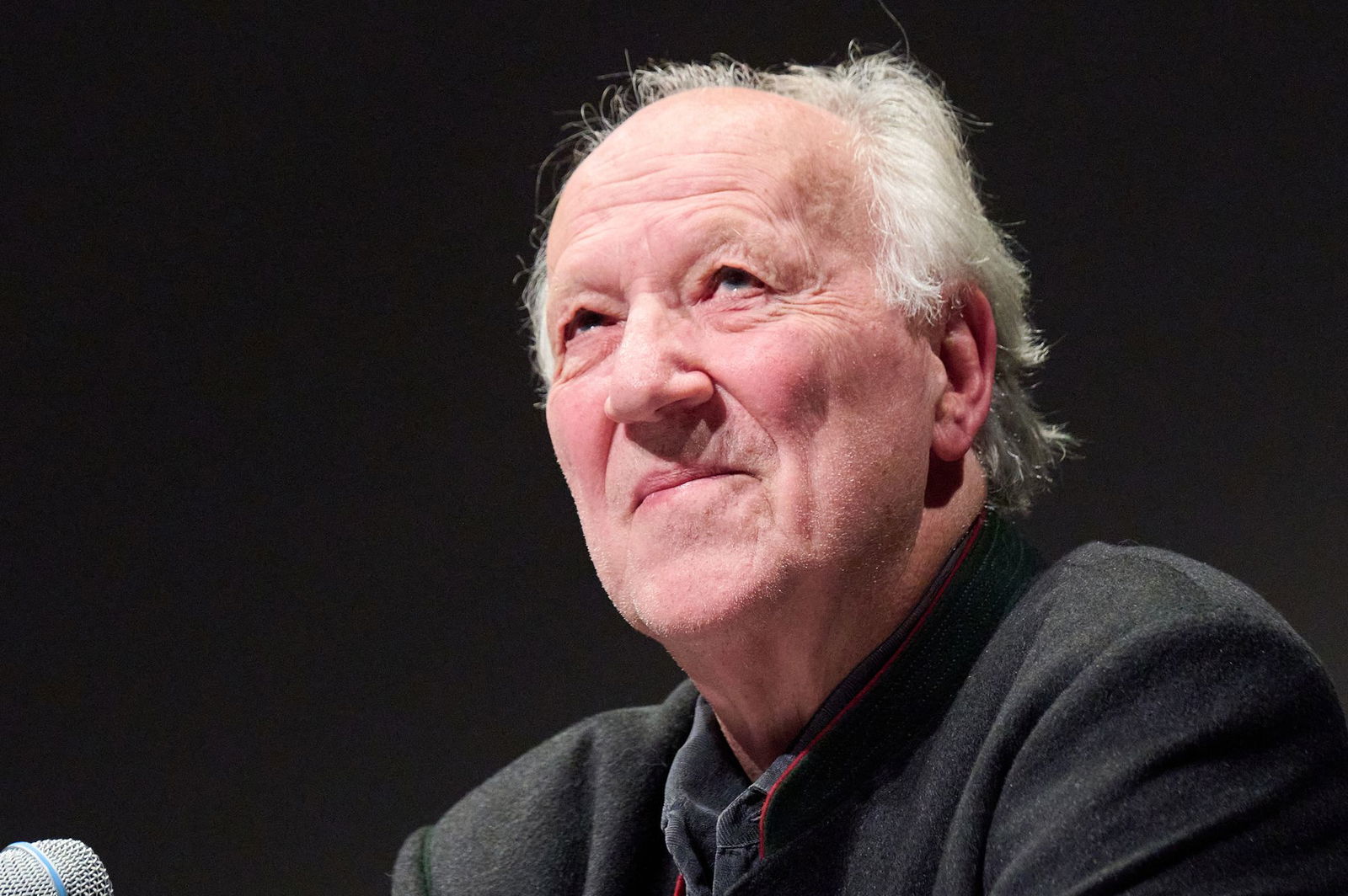 Werner Herzog gilt vielen als Kultfigur - sein Film «Ghost Elephants – Die Geister im Hochland Angolas» ist jetzt bequem zum Streamen verfügbar. (Archivbild)