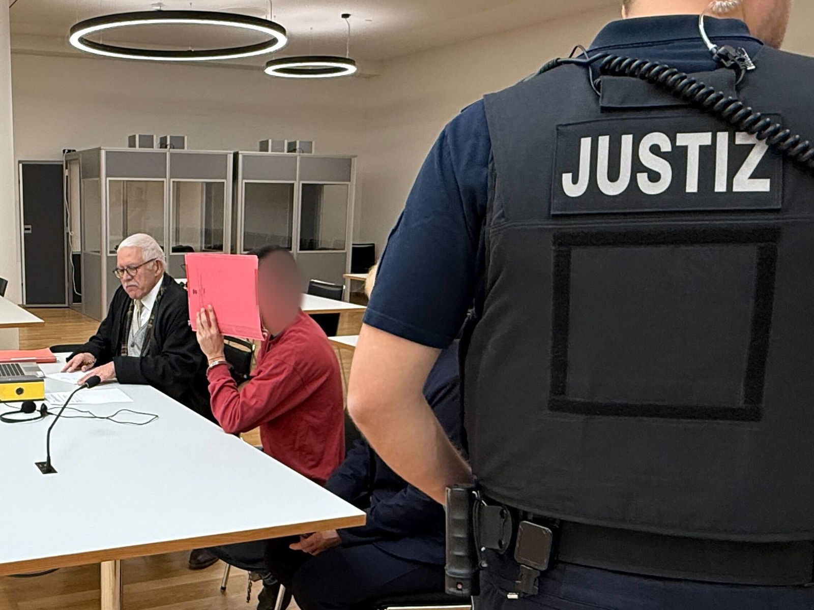 Der Angeklagte hatte die Taten im Prozess eingeräumt. (Archiv)