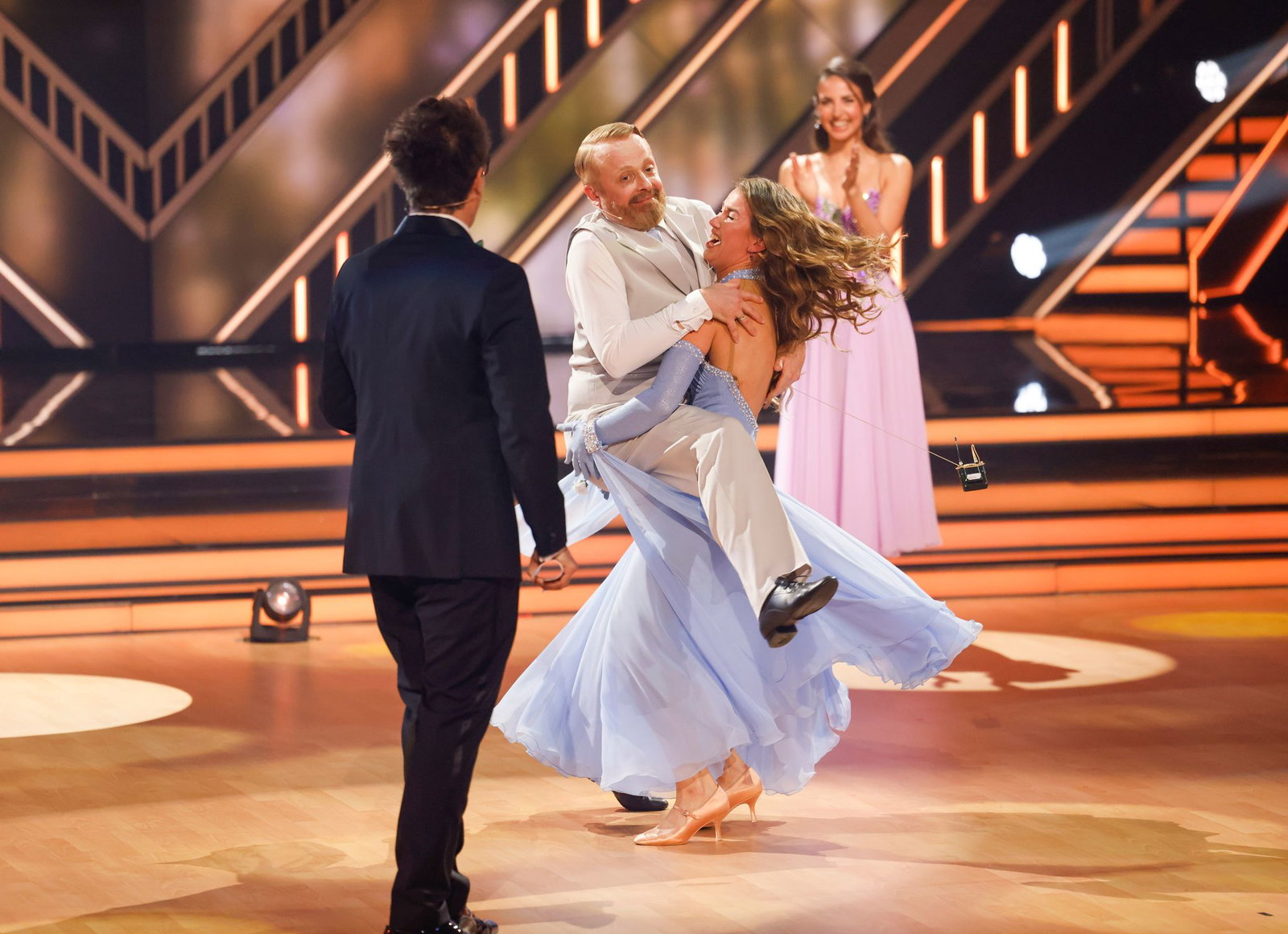 Zu den Teilnehmern zählt aus Musiker Ross Antony. 