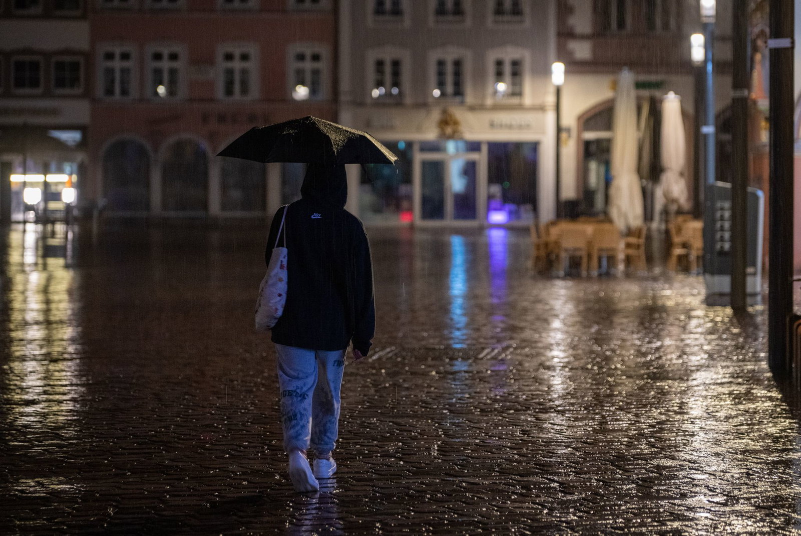 Das Wetter bleibt am Dienstag noch unangenehm. (Symbolbild)