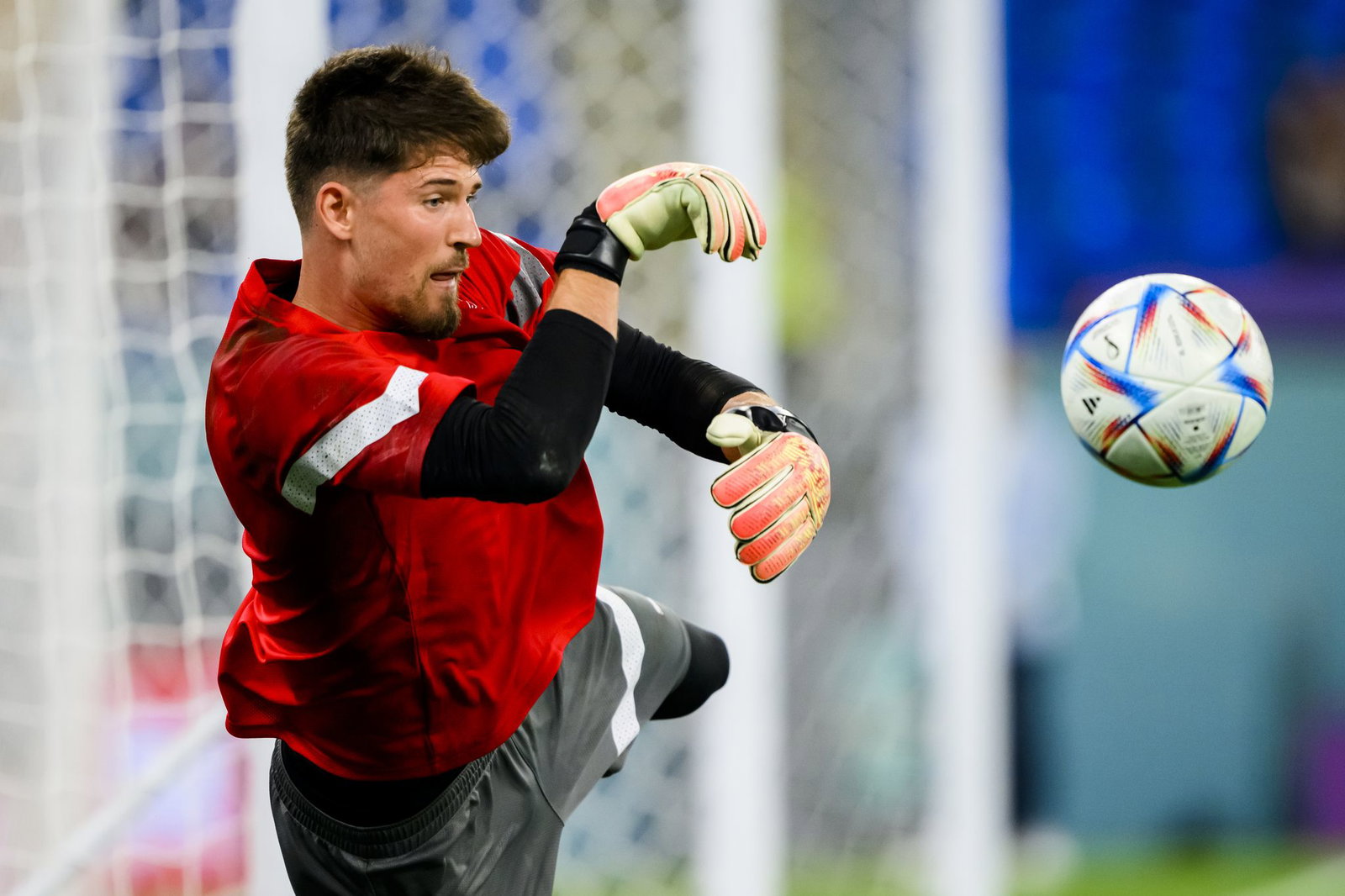 Der Dortmunder Gregor Kobel steht im Tor der Schweizer. (Archivbild)