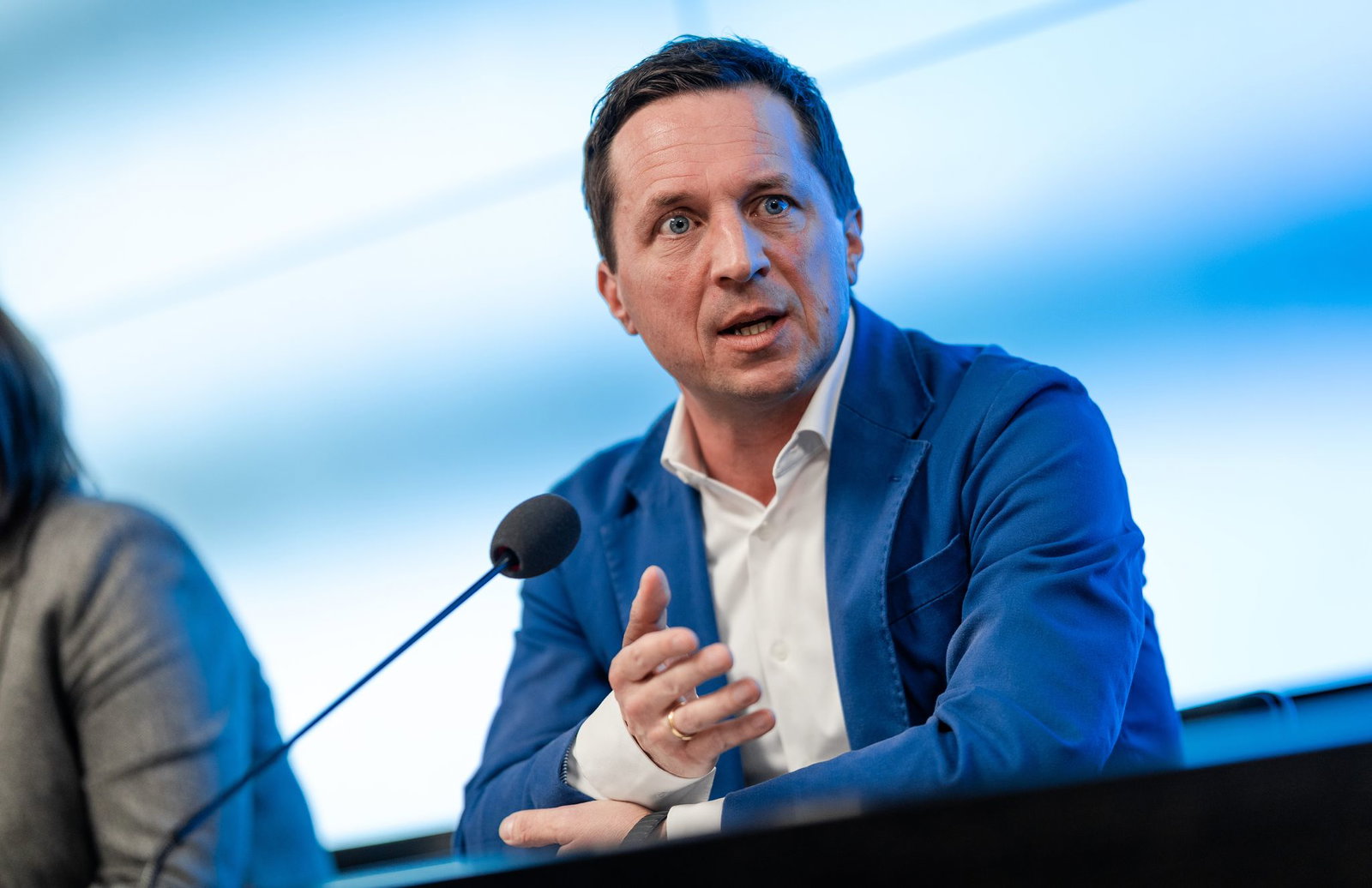 Sascha Binder kritisiert die langsame Regierungsbildung in Baden-Württemberg. 