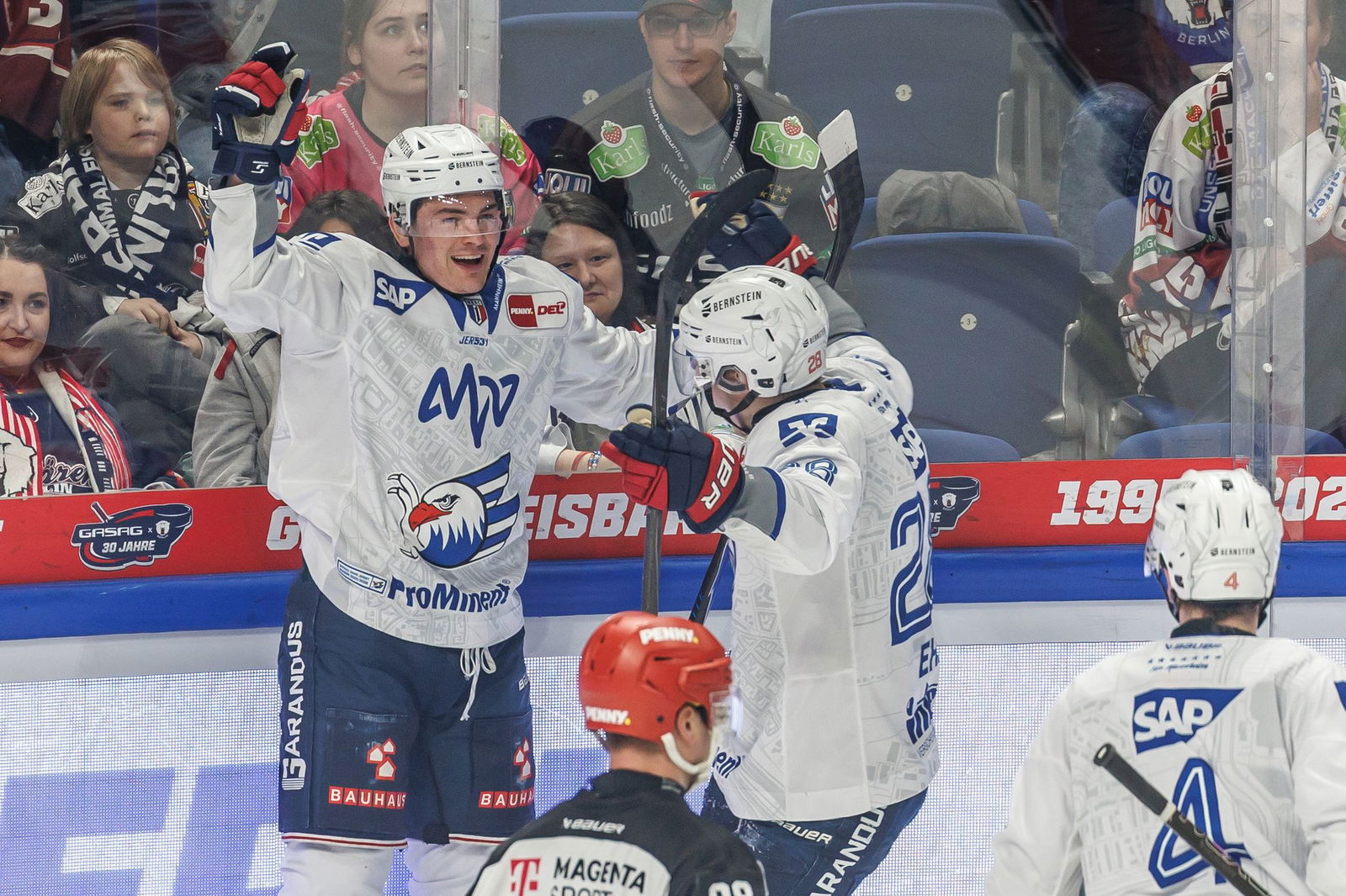 Weiß wie man Meisterschaften gewinnt: Justin Schütz