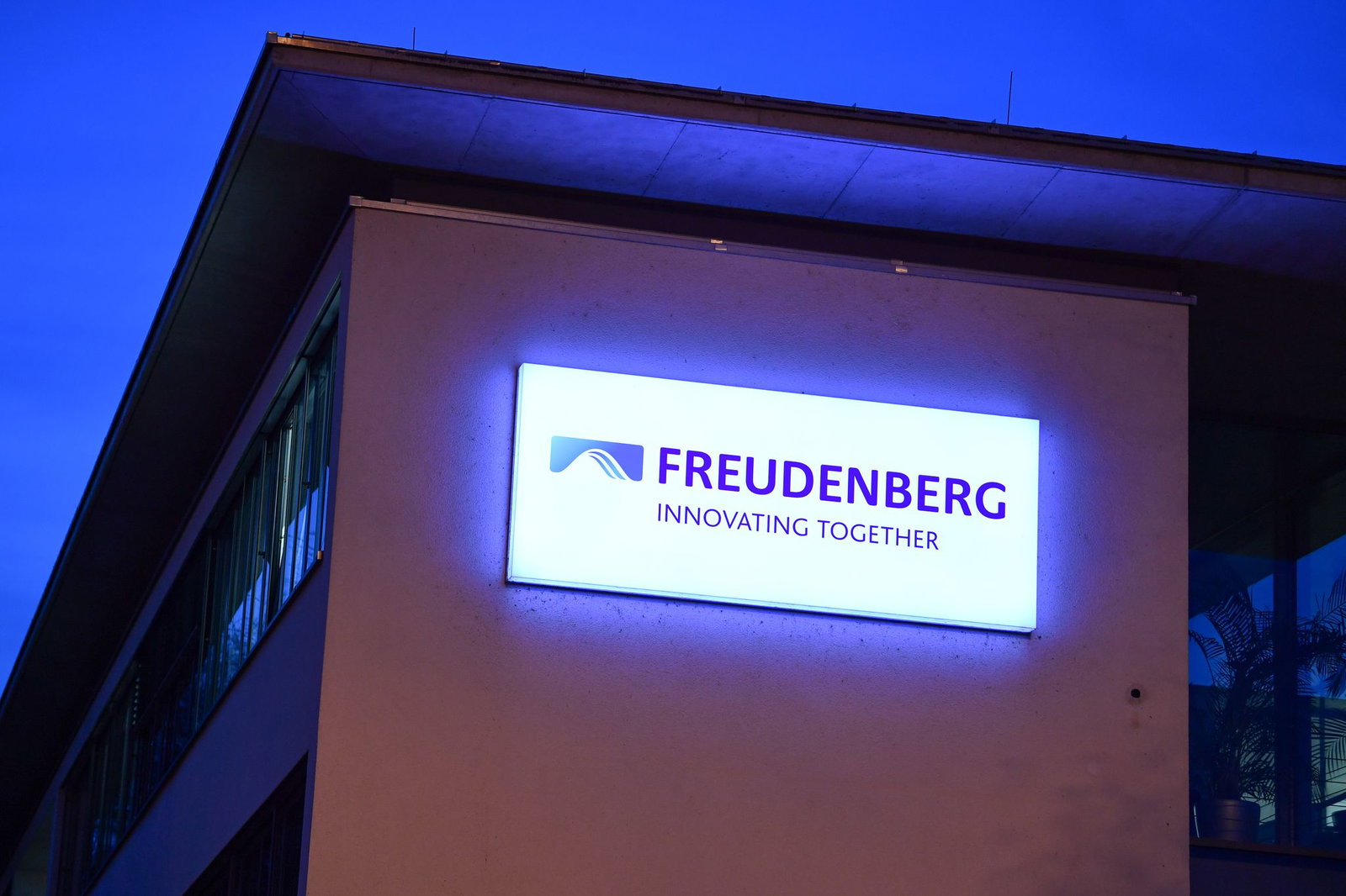 Der Technologiekonzern Freudenberg hat 2025 deutlich weniger Gewinn gemacht. (Archivbild)