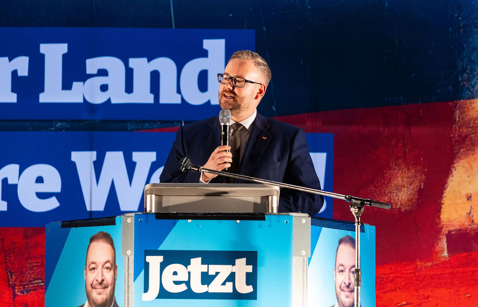 «Unser Anspruch ist: Politik aus dem Dorf für das Dorf», sagt AfD-Landesvize Münzenmaier. (Archivfoto)