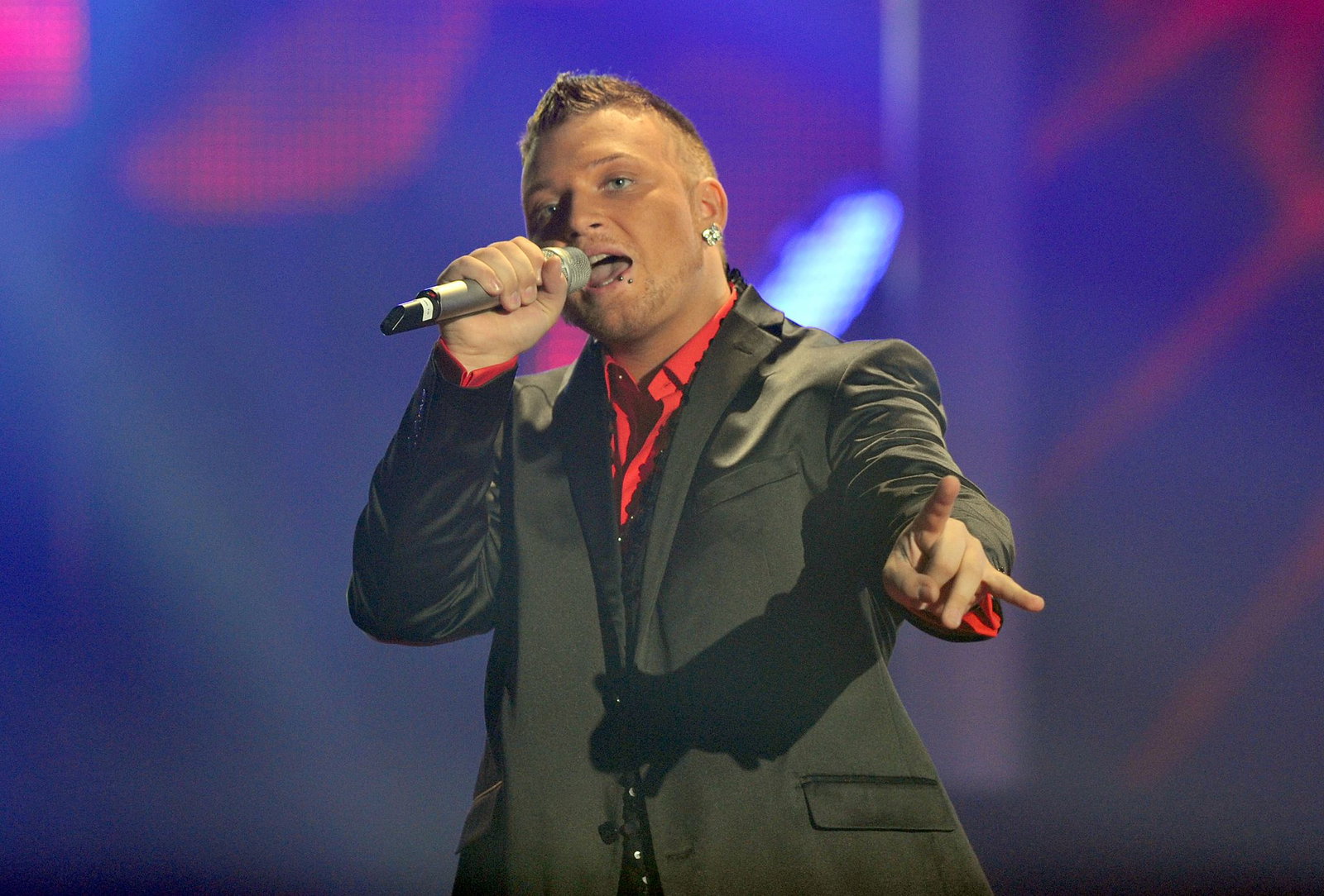 2010 scheiterte Menowin Fröhlich im Finale von «Deutschland sucht den Superstar» - nun ist er zurück. (Archivbild)