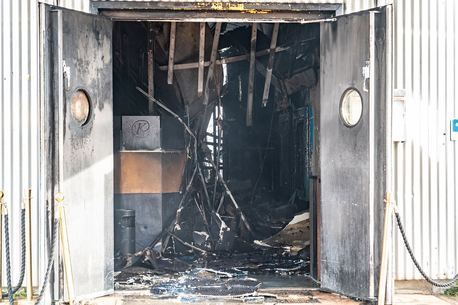 Bei dem Brand wurde glücklicherweise niemand schwerer verletzt. (Archivbild)