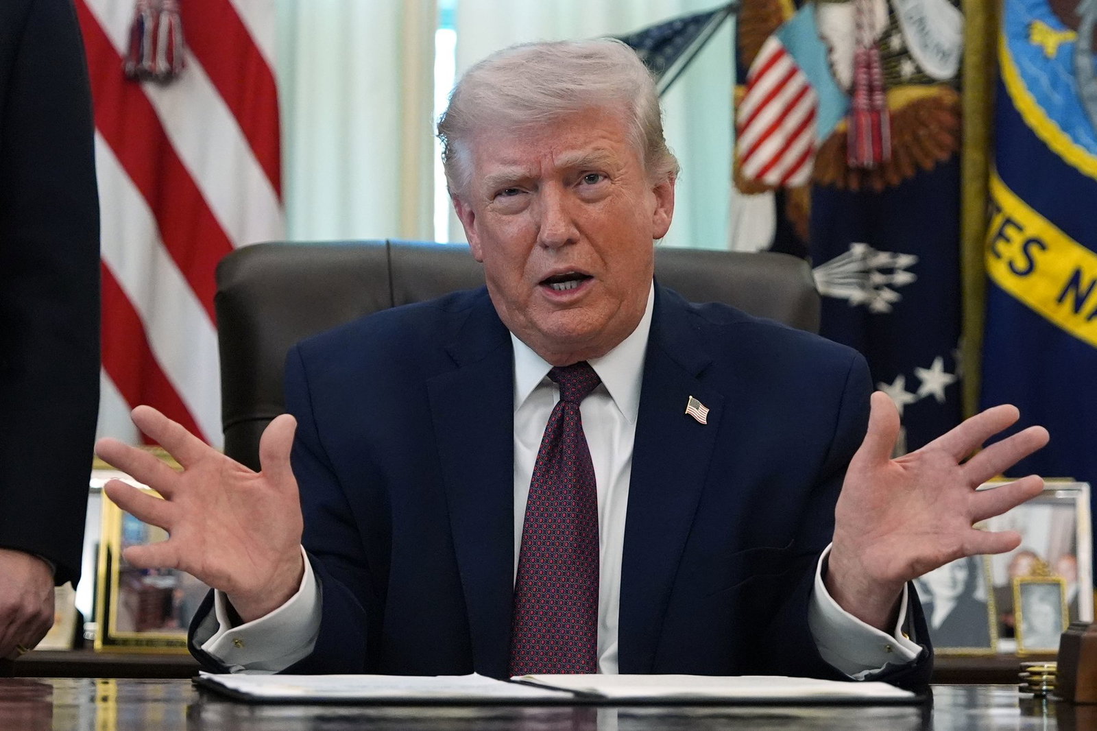 Trump droht mit Angriffen auf iranische Kraftwerke, falls Teheran sich nicht seinen Forderungen beugt. (Archivbild)