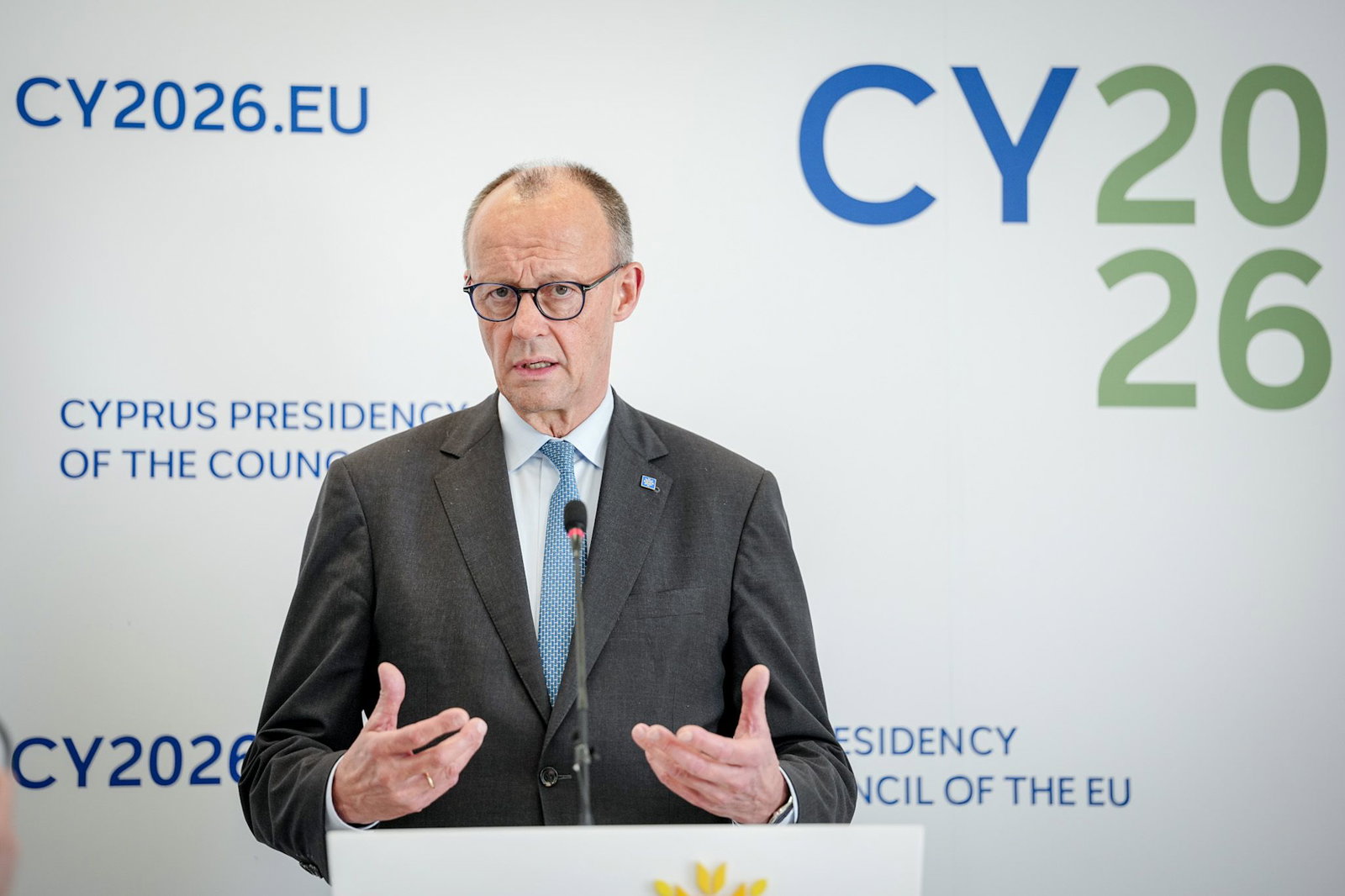 Kanzler und CDU-Chef Merz nimmt Vorschläge für Steinmeier-Nachfolge zur Kenntnis